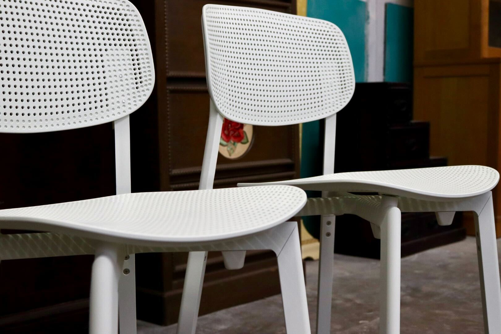 GMIS275A○KRISTALIA / クリスタリア COLANDER ダイニングチェア 椅子 2脚セット スタッキング モダン イタリア 白 展示品 定価約10万