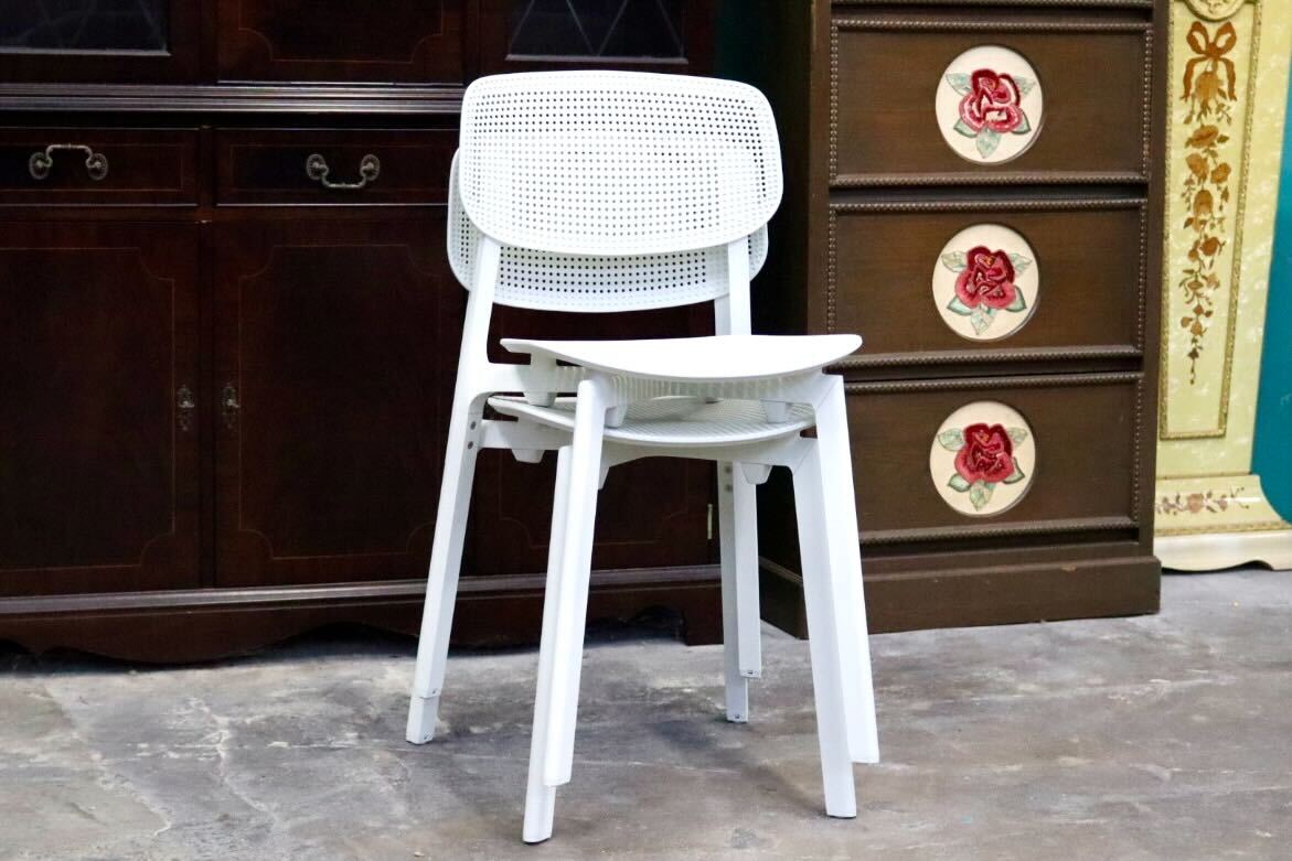 GMIS275A○KRISTALIA / クリスタリア COLANDER ダイニングチェア 椅子 2脚セット スタッキング モダン イタリア 白 展示品 定価約10万