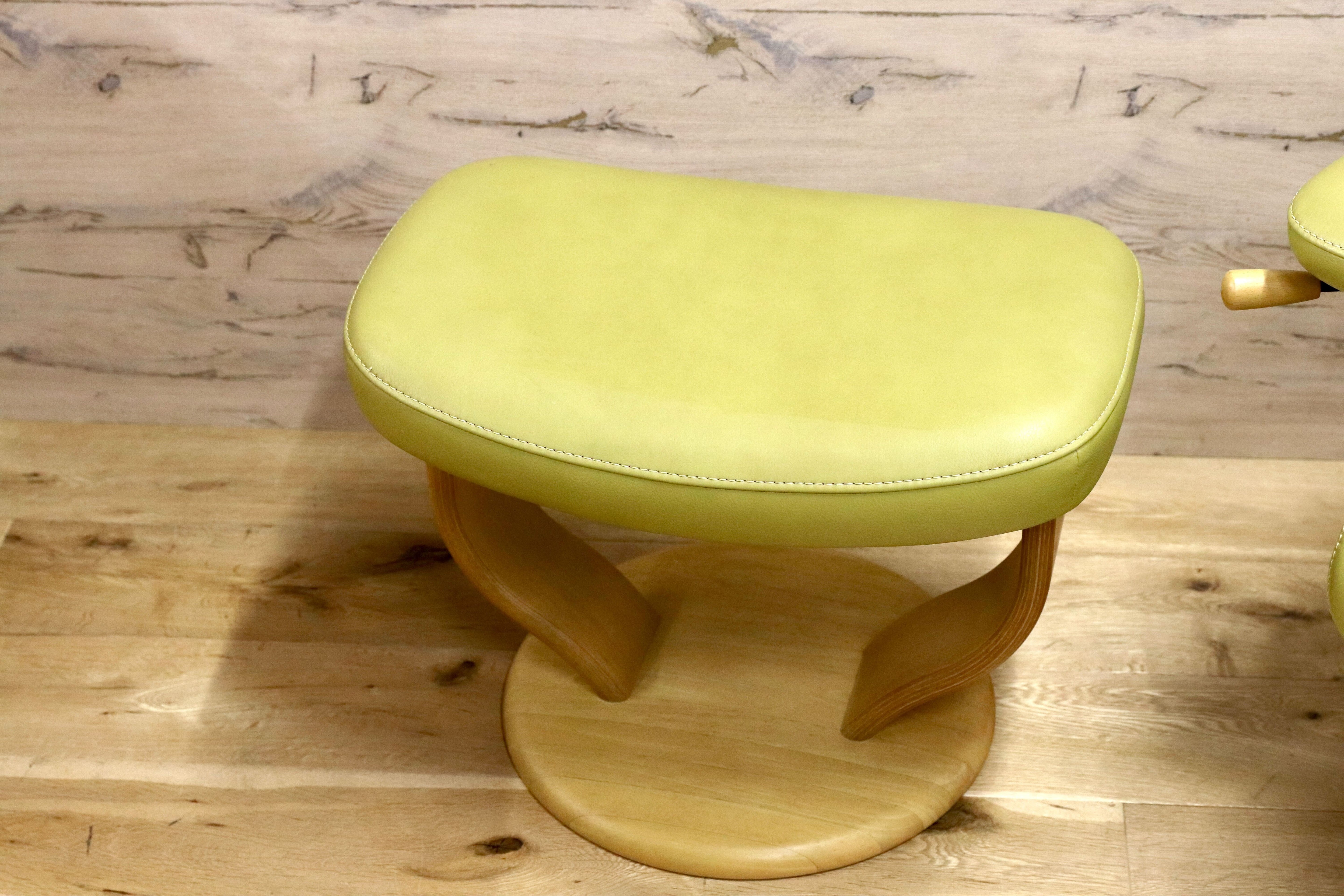 GMHK813A○karimoku / カリモク アールポジション リクライニングチェア 1人掛けソファ 本革 ライムグリーン ラウンジチェア 国産家具