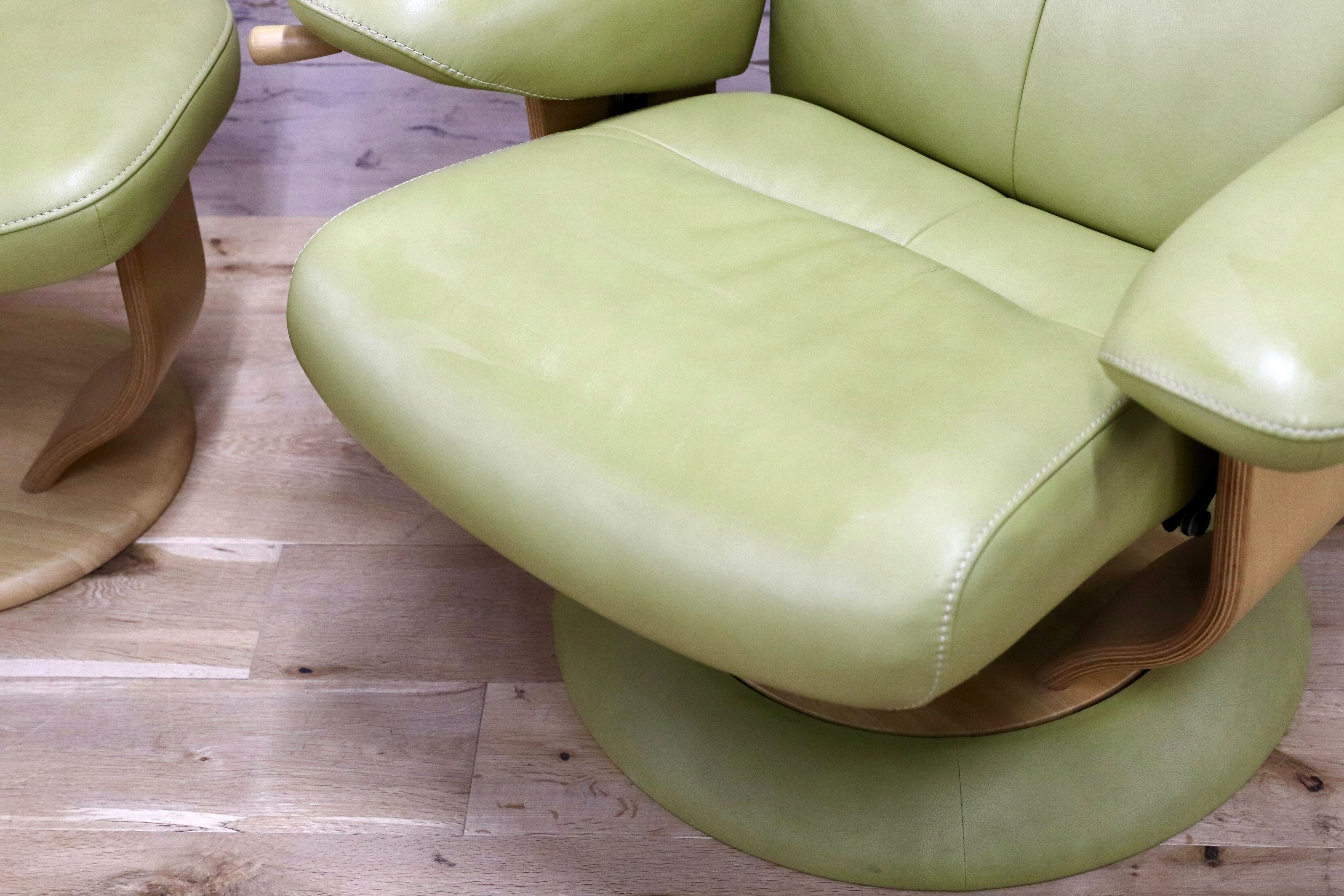 GMHK813A○karimoku / カリモク アールポジション リクライニングチェア 1人掛けソファ 本革 ライムグリーン ラウンジチェア 国産家具