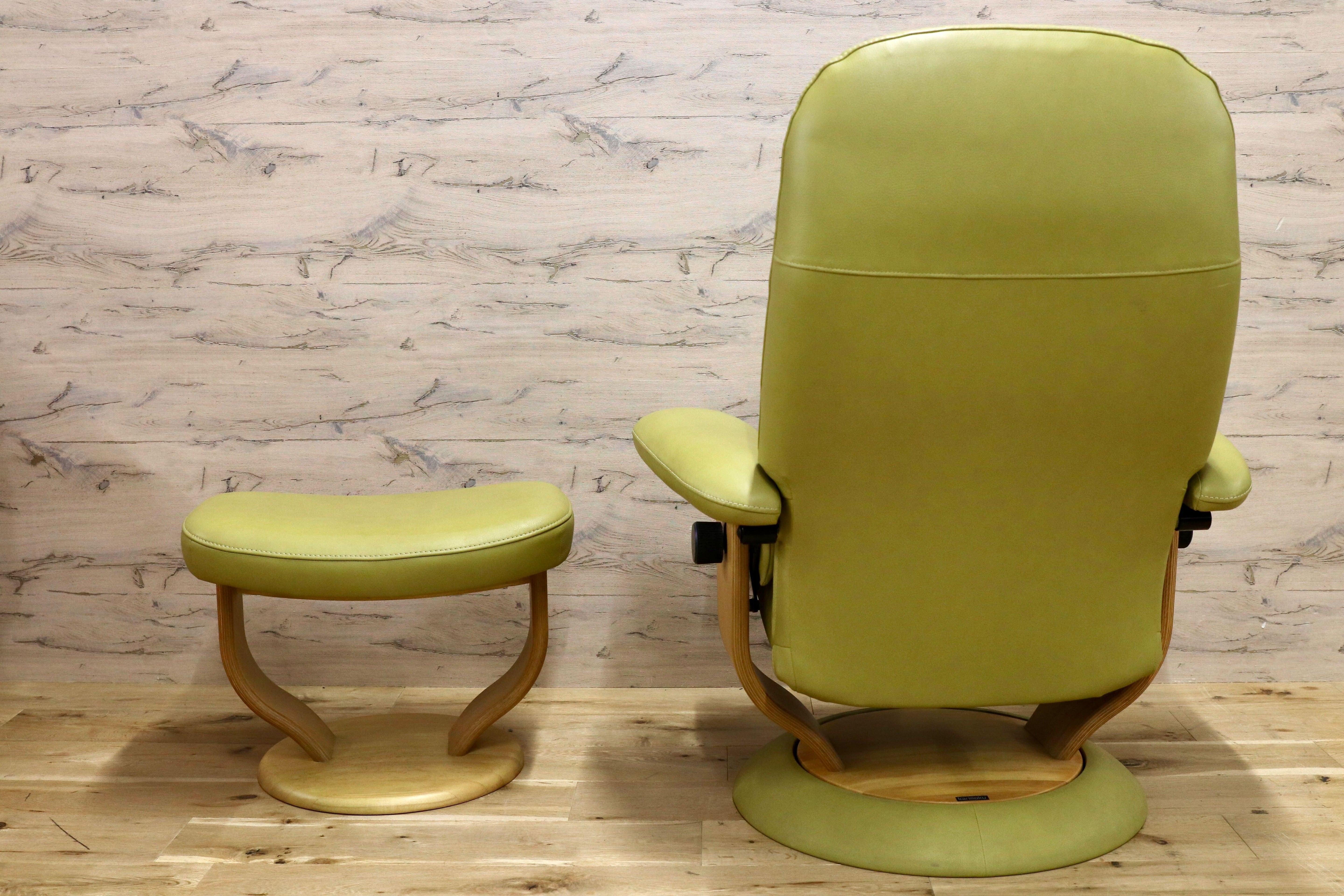 GMHK813A○karimoku / カリモク アールポジション リクライニングチェア 1人掛けソファ 本革 ライムグリーン ラウンジチェア 国産家具