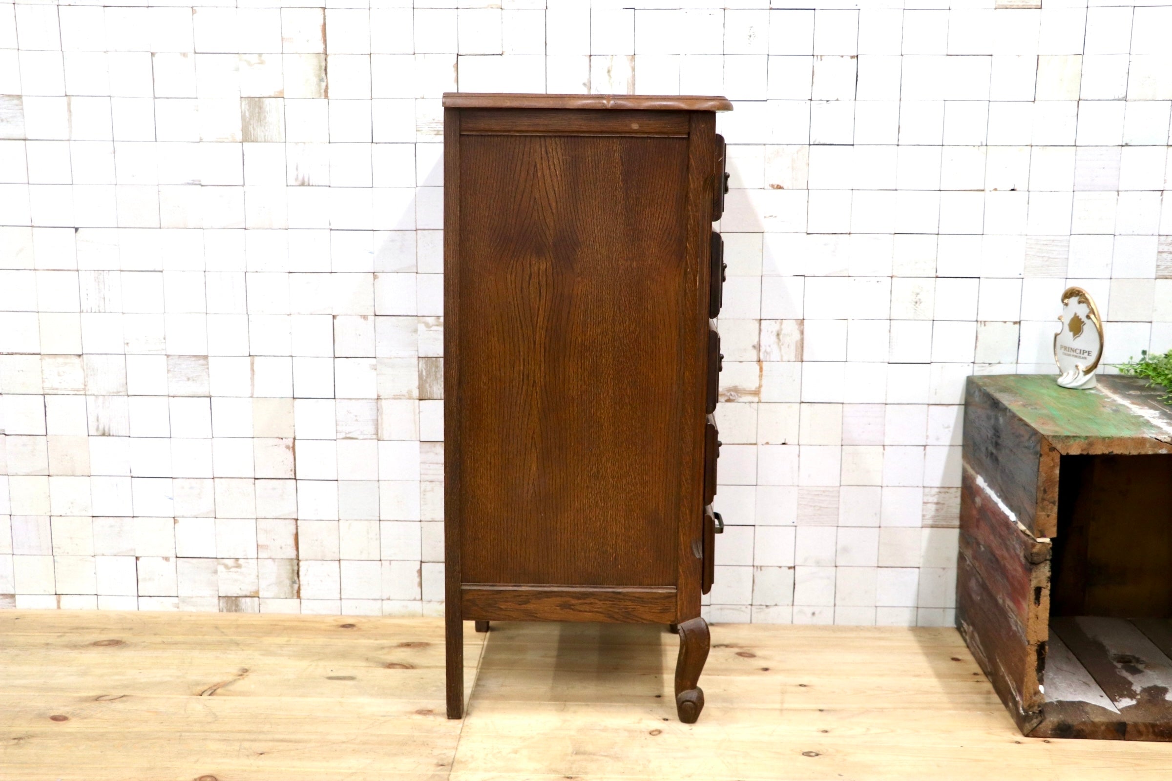 GMJK325〇三越家具 ルーマニア製 オーク材 5段 チェスト クラシック カントリー 引き出し 収納 猫脚 整理箪笥 アンティーク ヴィンテージ