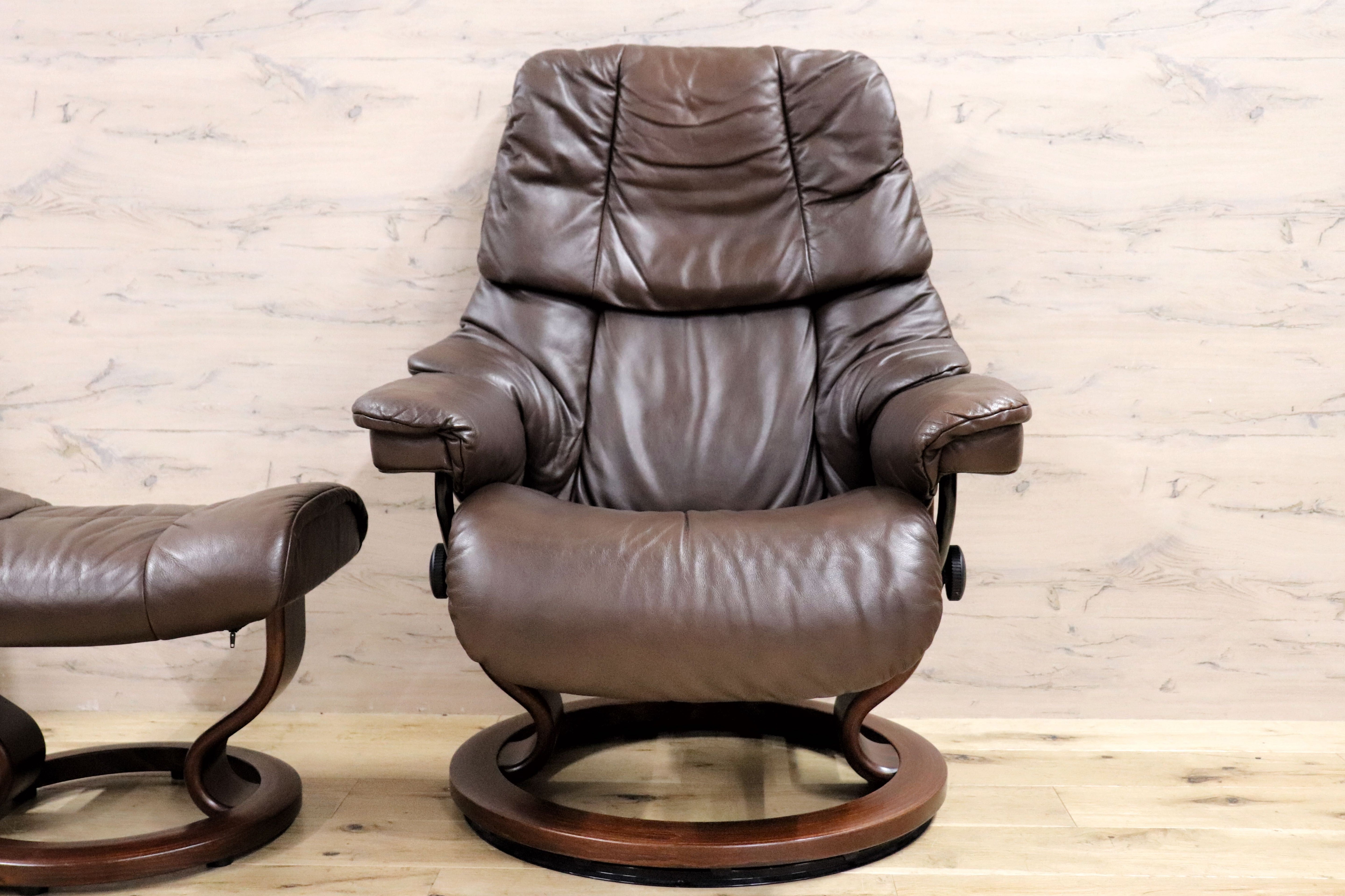 GMGH314○EKORNES / エコーネス Reno レノ ストレスレスチェア オットマン リクライニングチェア Sサイズ 本革 定価約44万 美品