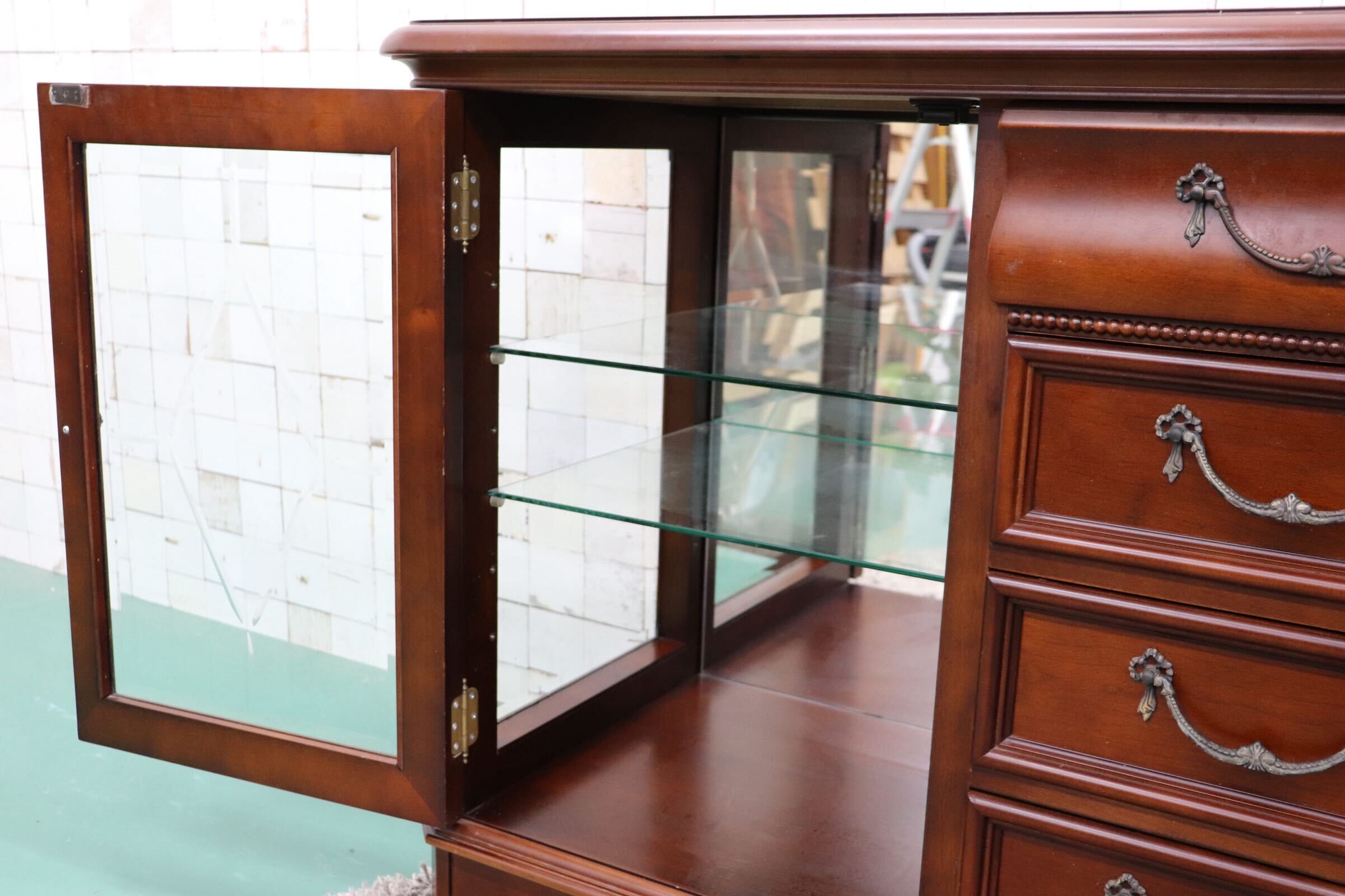 GMGK344○Lynn Hollyn / リンホーリン サイドボード リビングボード 飾り棚 4段チェスト クラシック IDC大塚家具 定価約35万