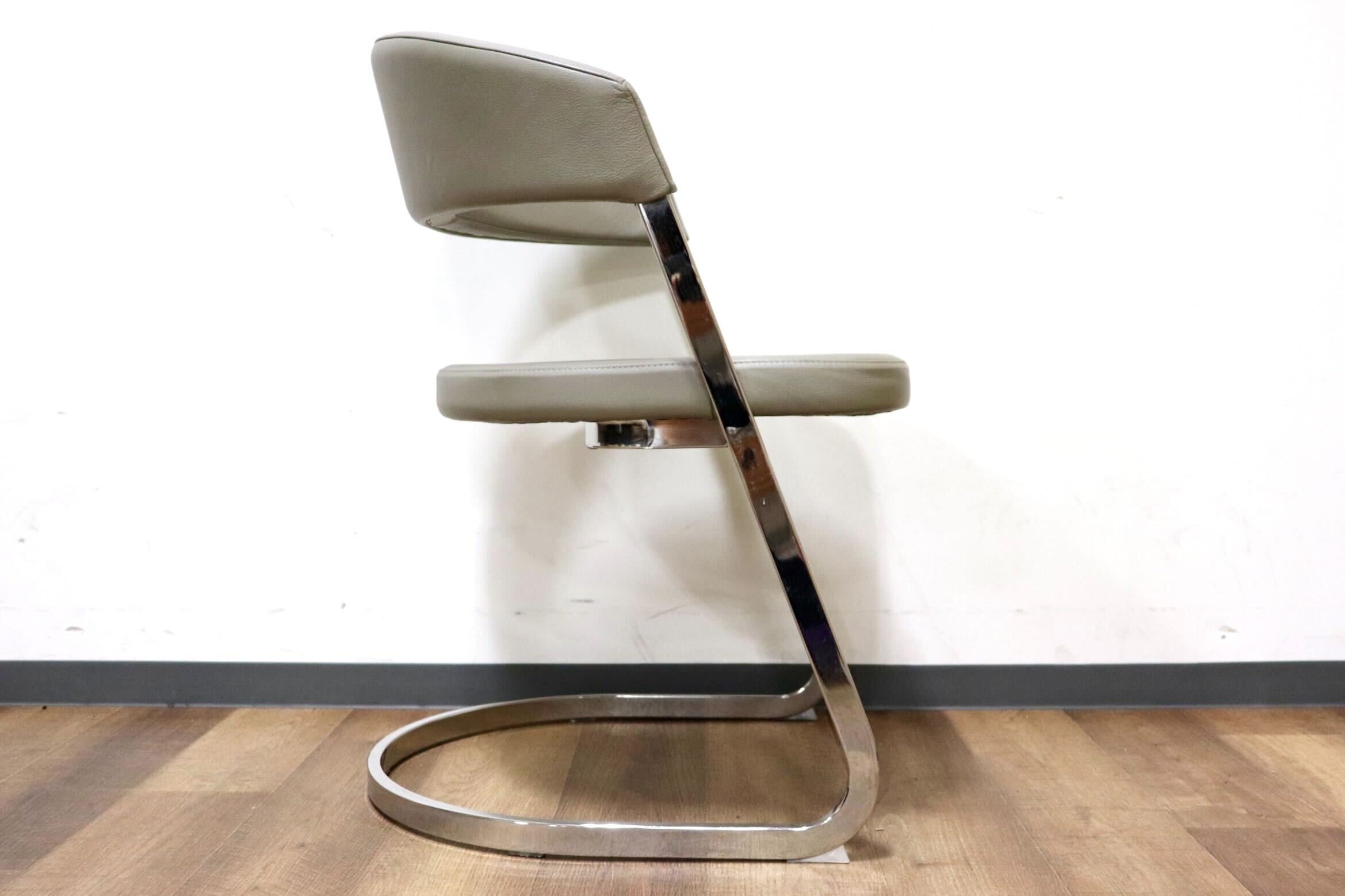 GMHK205B○Calligaris / カリガリス BAY ベイ ダイニングチェア 食卓椅子 サロンチェア 什器 本革 グレー イタリアモダン 定価約6万