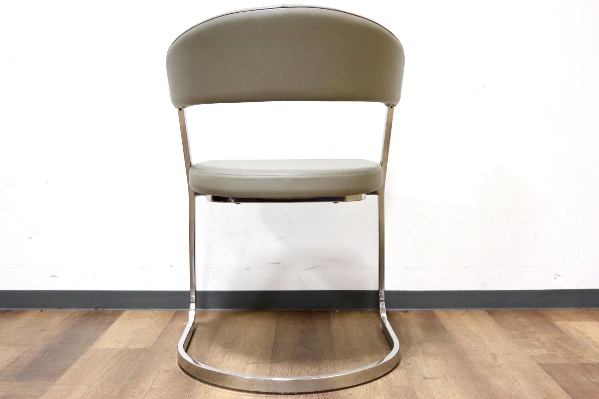 GMHK205B○Calligaris / カリガリス BAY ベイ ダイニングチェア 食卓椅子 サロンチェア 什器 本革 グレー イタリアモダン 定価約6万