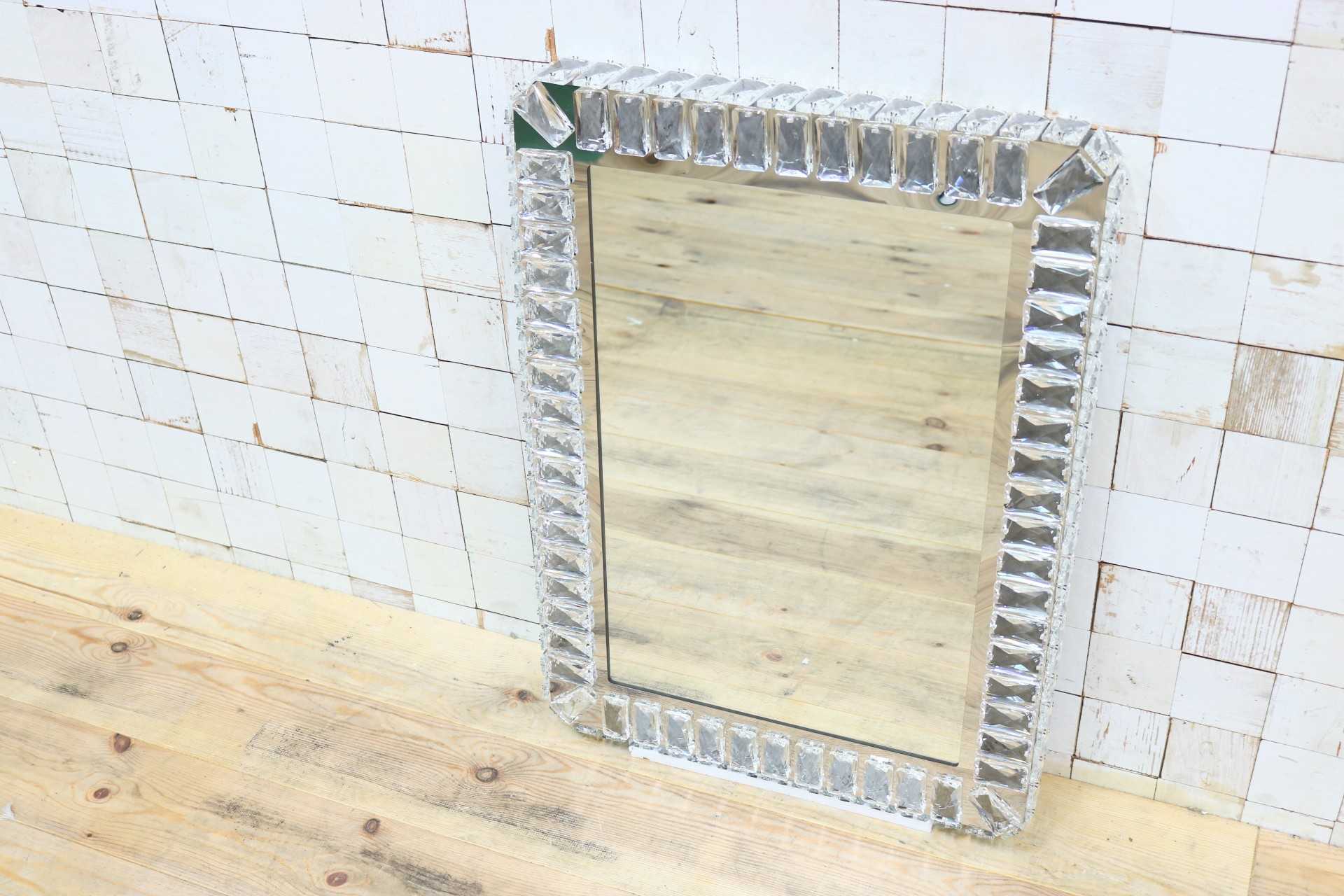 GMIK747E◯ウォールミラー 壁掛け鏡 壁掛けミラー 立て掛けミラー 鏡 照明付き 長方形 クリスタル 店舗什器 インテリア 未使用