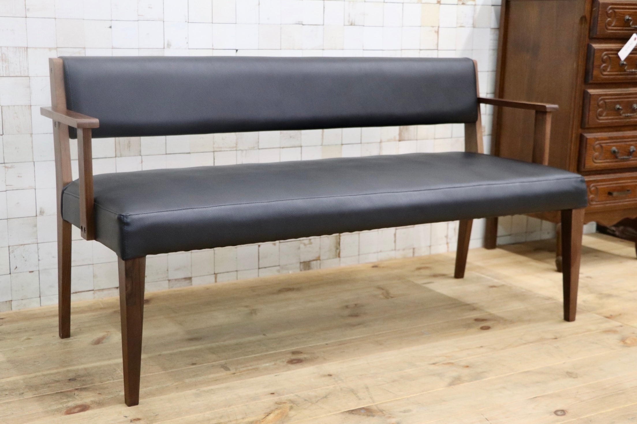 GMJS221B〇関家具 CAIN / カイン 椅子 モダン ブラック ウォールナット ダイニングチェア 木製 ダイニングベンチ 3人掛け 定価約8.7万