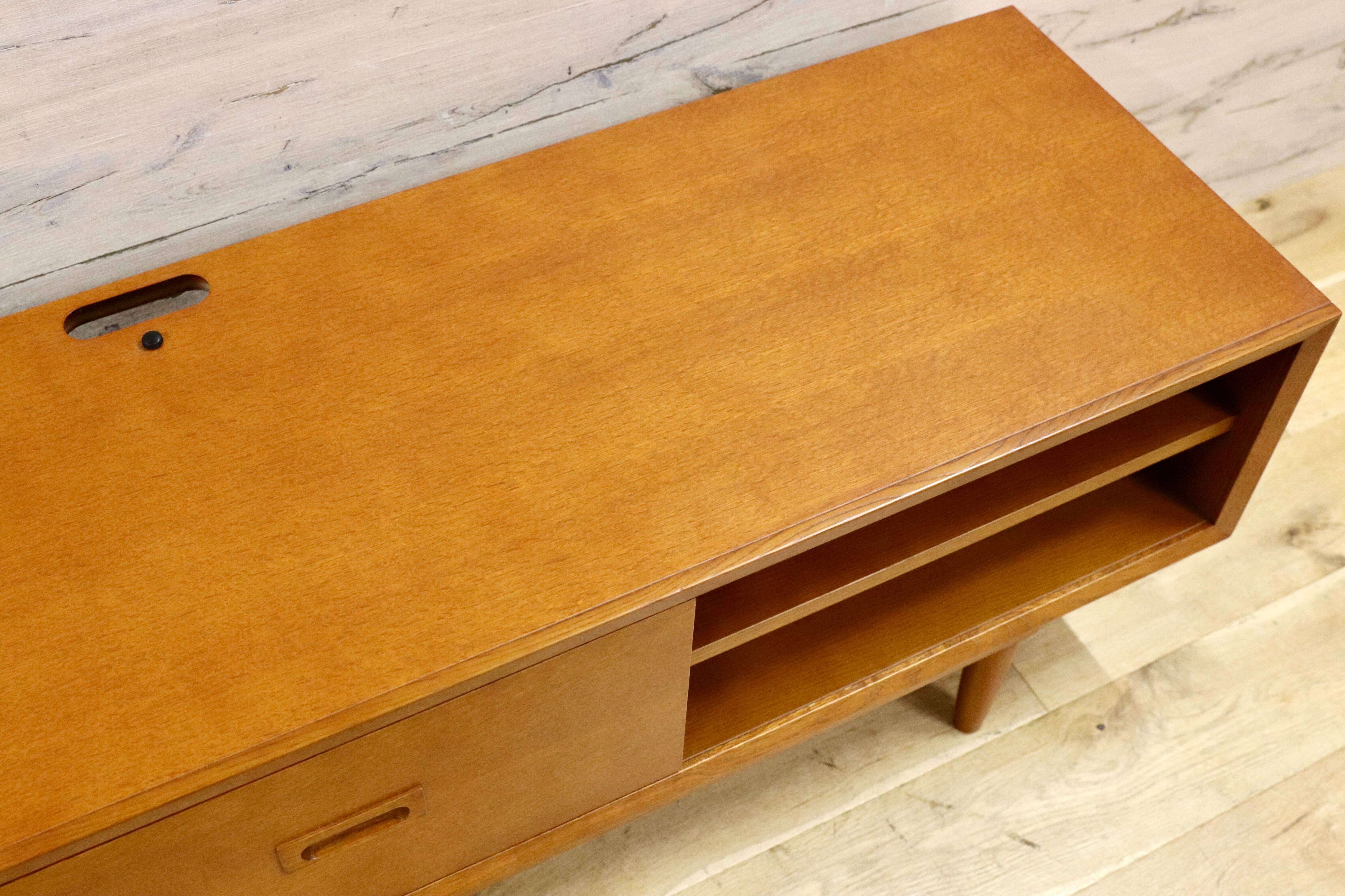 GMHH242○カリモク60 テレビボード TVボード AVボード リビング収納 ローボード サイドボード 約12万 展示品