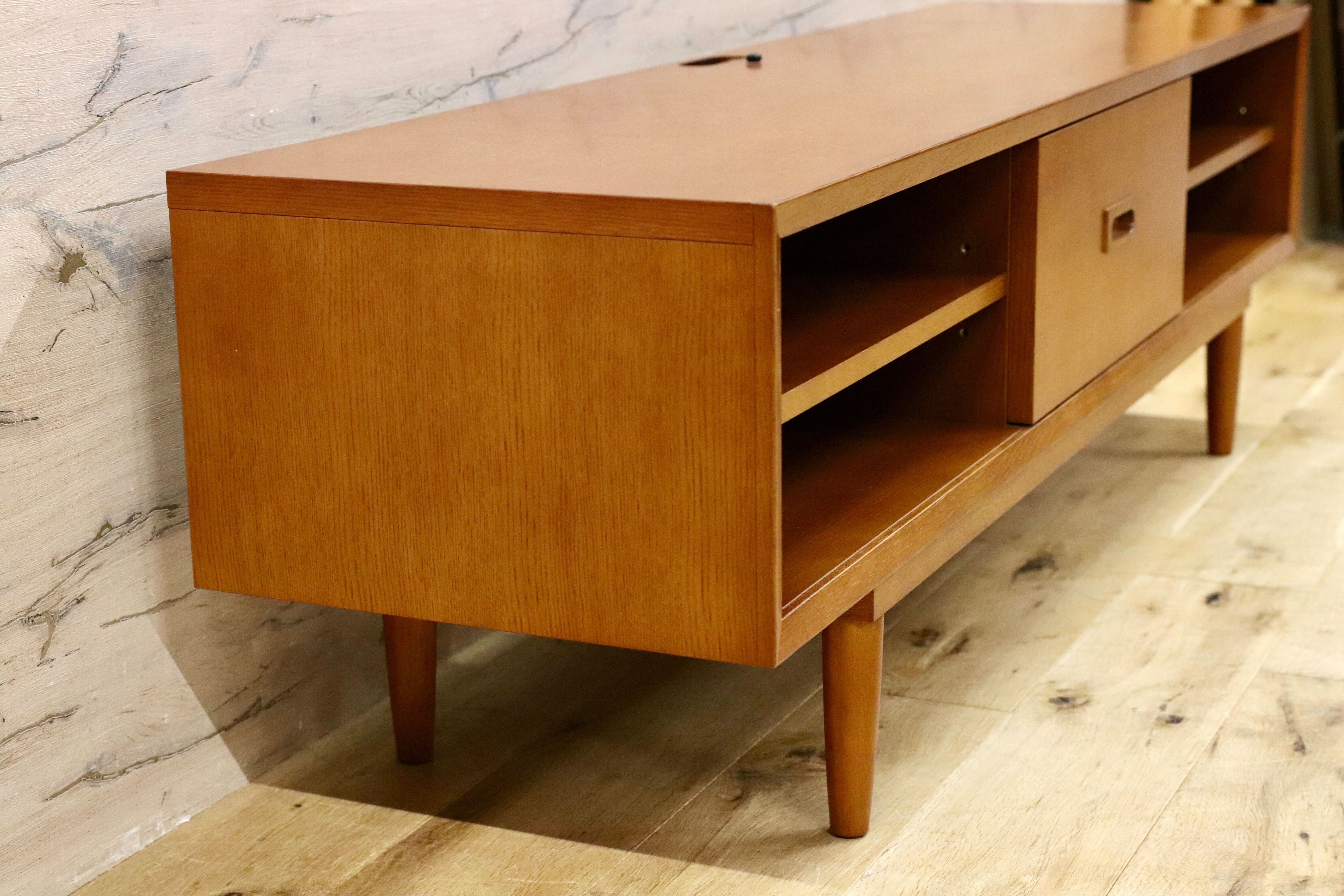 GMHH242○カリモク60 テレビボード TVボード AVボード リビング収納 ローボード サイドボード 約12万 展示品