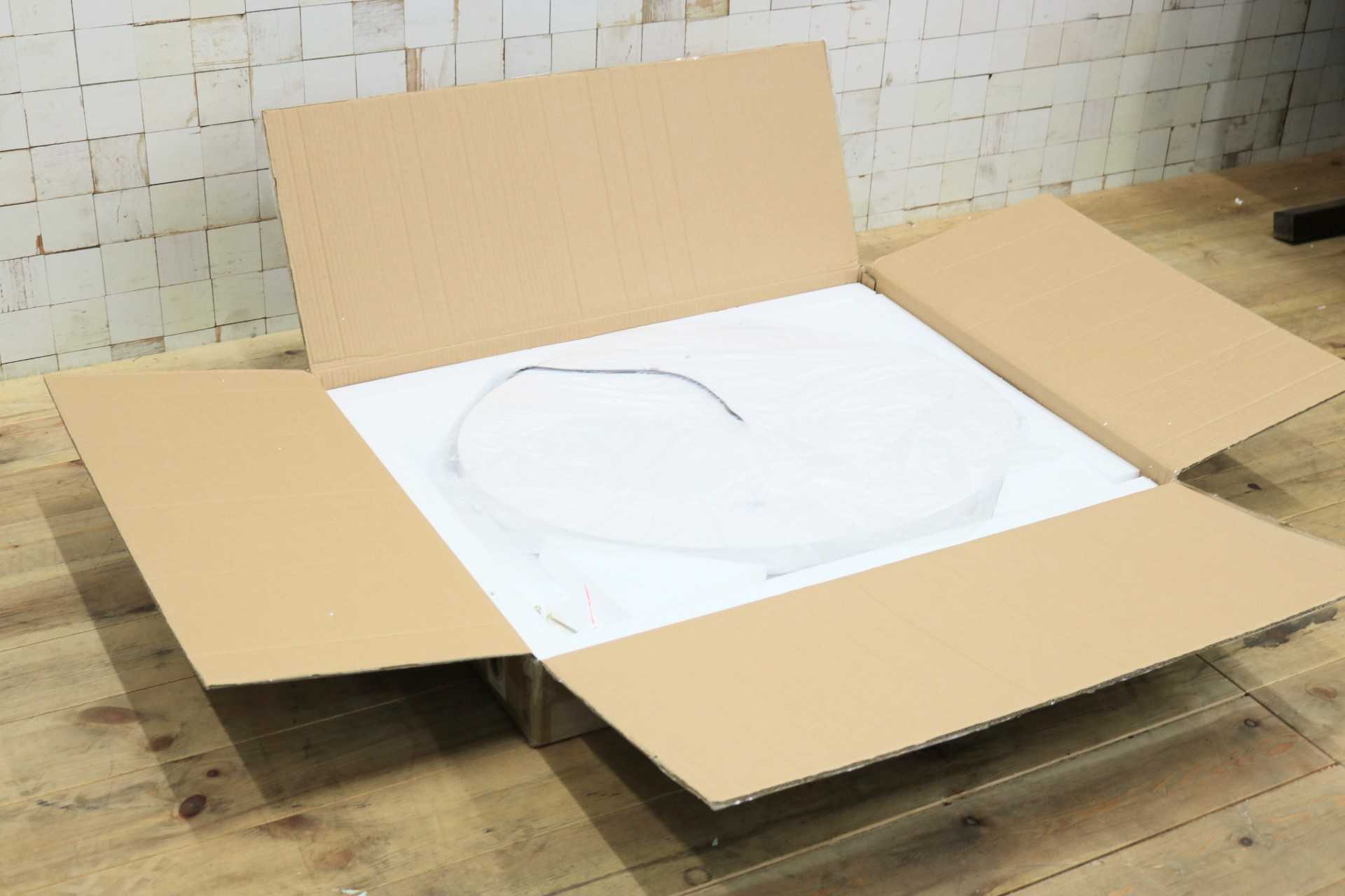 GMIK747I◯ウォールミラー 壁掛け鏡 壁掛けミラー 立て掛けミラー オーバルミラー 楕円形 照明付き フレームレス 店舗什器 モダン 未使用