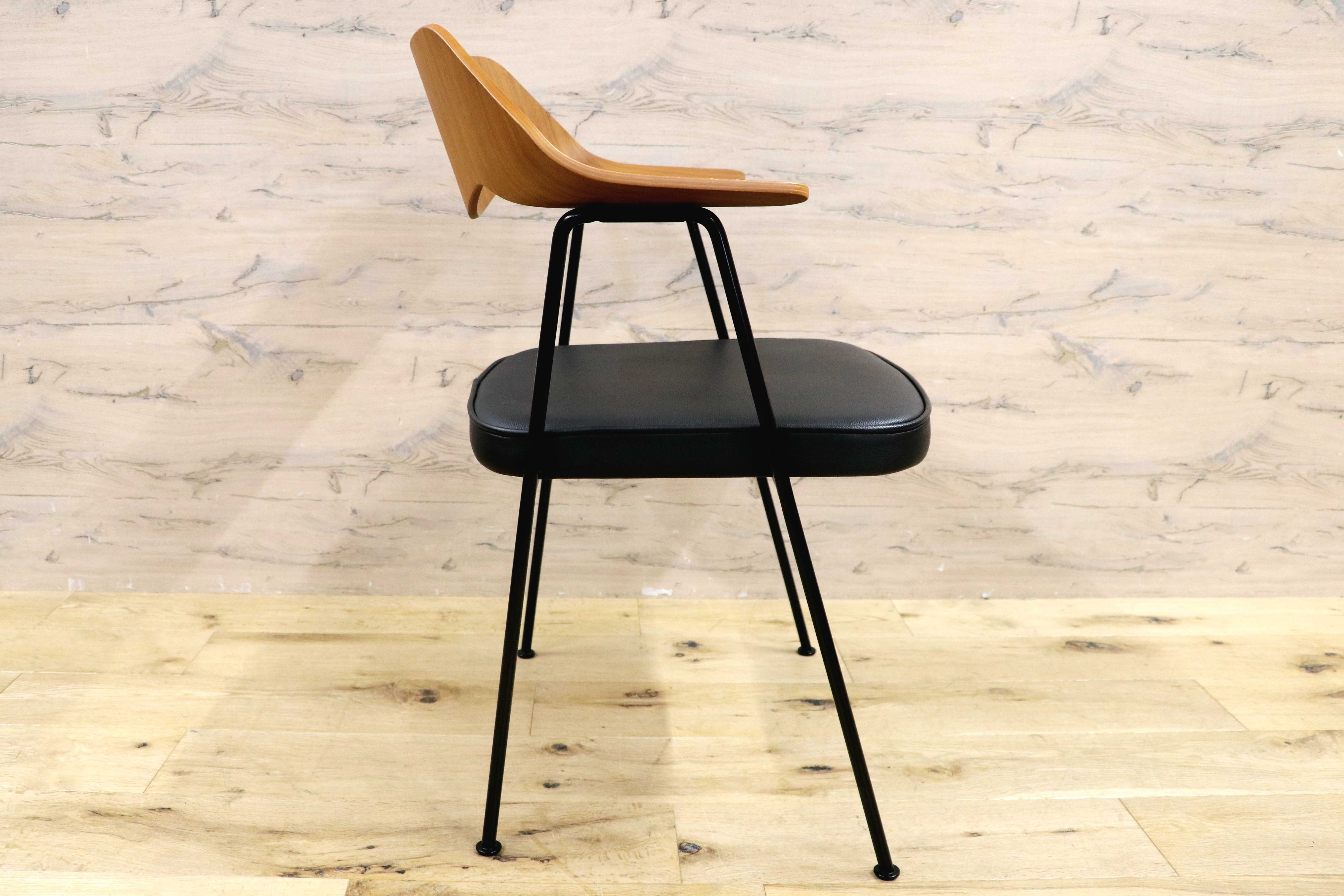 GMIK573E○ACTUS / アクタス Case Furniture 675チェア ロビン・デイ 椅子 本革 レザーシート オークフレーム スチールレッグ 展示品