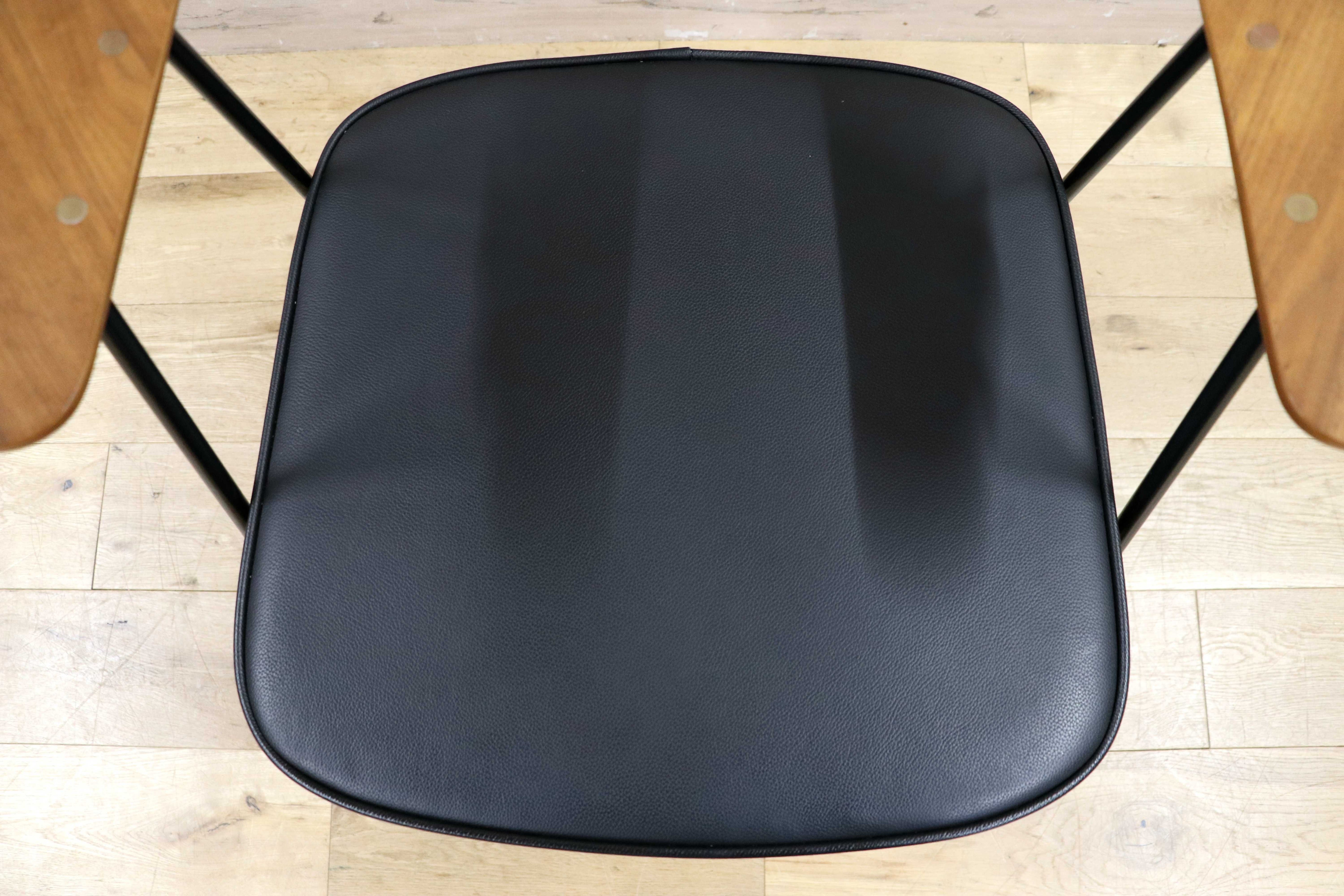 GMIK573E○ACTUS / アクタス Case Furniture 675チェア ロビン・デイ 椅子 本革 レザーシート オークフレーム スチールレッグ 展示品