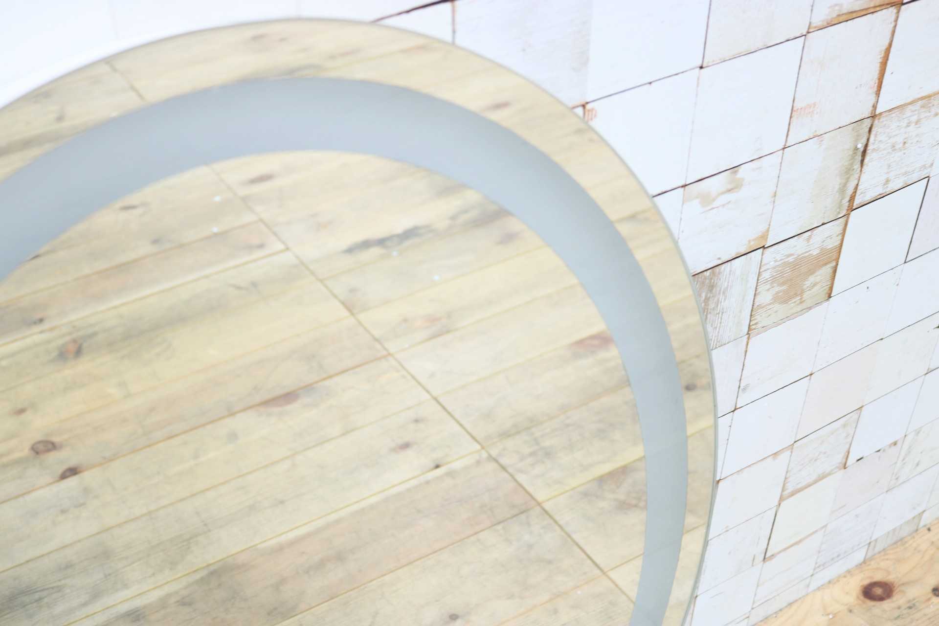 GMIK747J◯ウォールミラー 壁掛け鏡 壁掛けミラー 立て掛けミラー オーバルミラー 楕円形 フレームレス 店舗什器 モダン 未使用