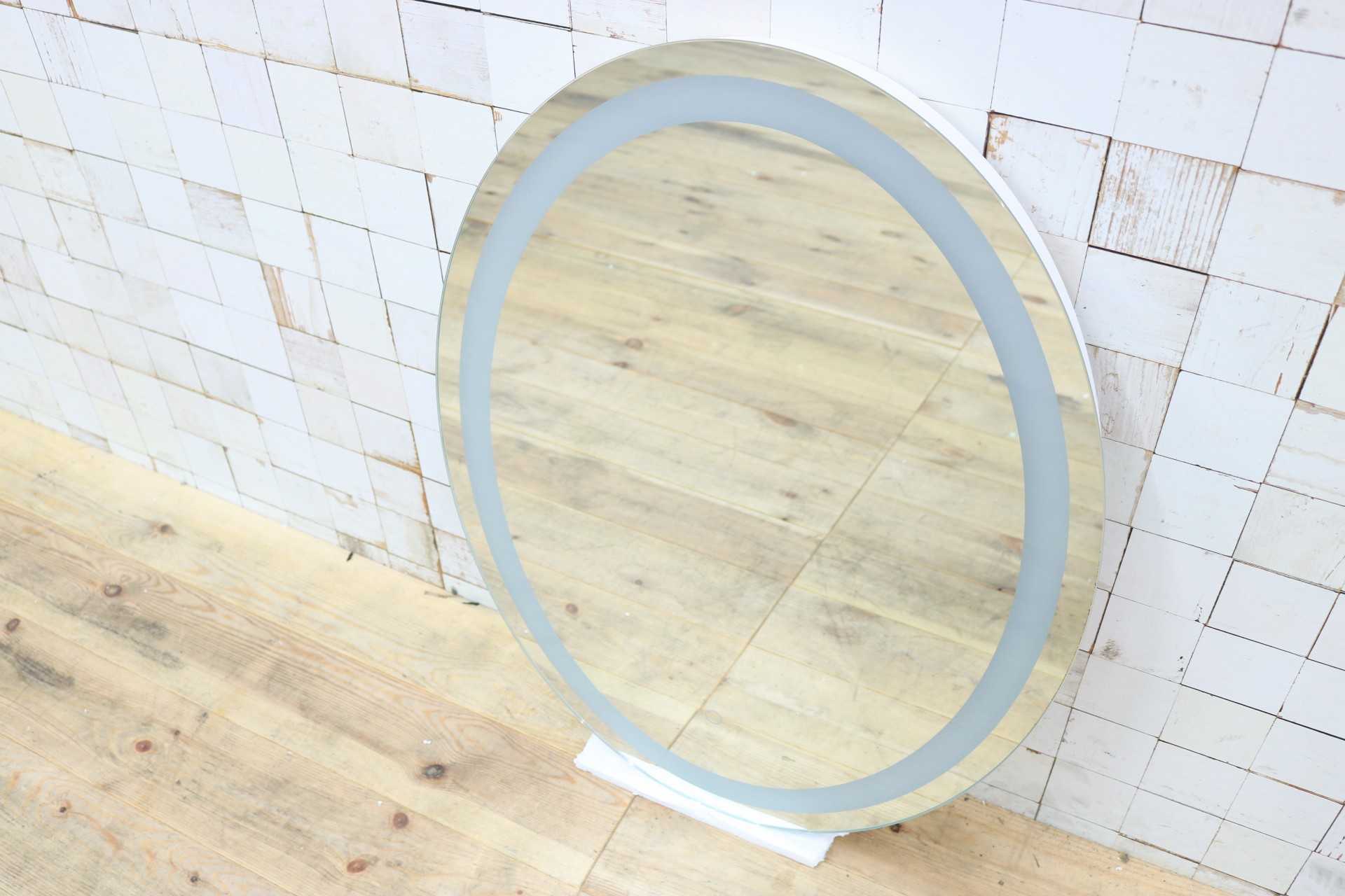 GMIK747K◯ウォールミラー 壁掛け鏡 壁掛けミラー 立て掛けミラー オーバルミラー 楕円形 照明付き フレームレス 店舗什器 モダン 未使用