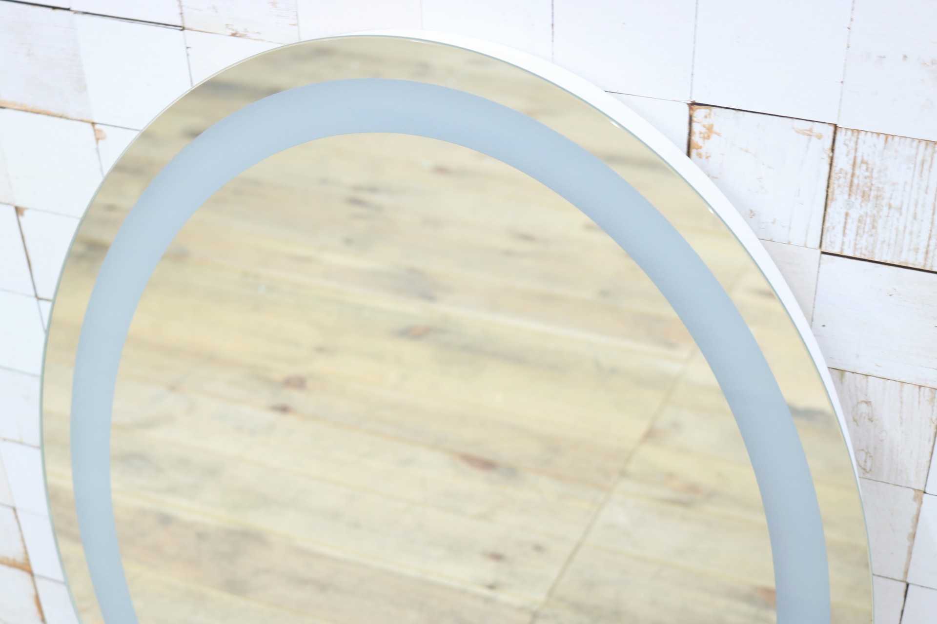 GMIK747K◯ウォールミラー 壁掛け鏡 壁掛けミラー 立て掛けミラー オーバルミラー 楕円形 照明付き フレームレス 店舗什器 モダン 未使用