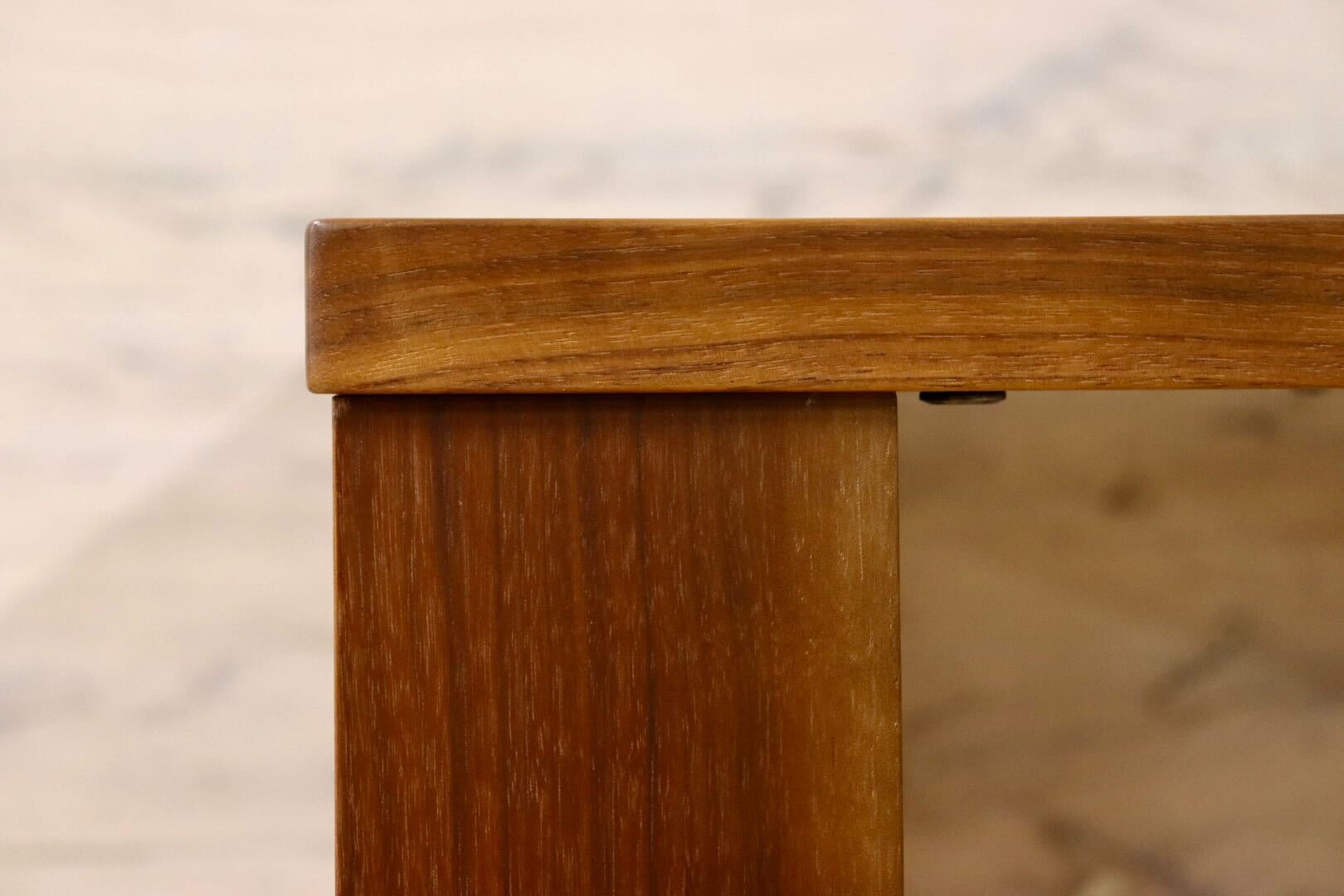 GMIS93○飛騨産業 / HIDA キツツキ HTS2 侭 ダイニングテーブル 食卓テーブル 作業台 ウォールナット 無垢材 モダン 机 約40万 展示品