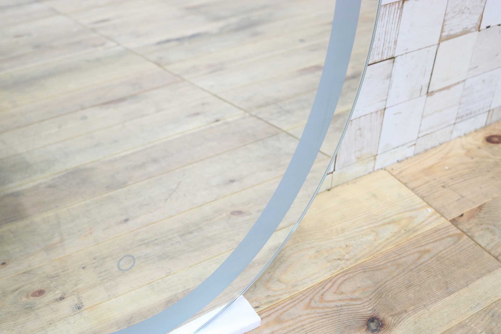 GMIK747L◯ウォールミラー 壁掛け鏡 壁掛けミラー 立て掛けミラー オーバルミラー 楕円形 照明付き フレームレス 店舗什器 モダン 未使用