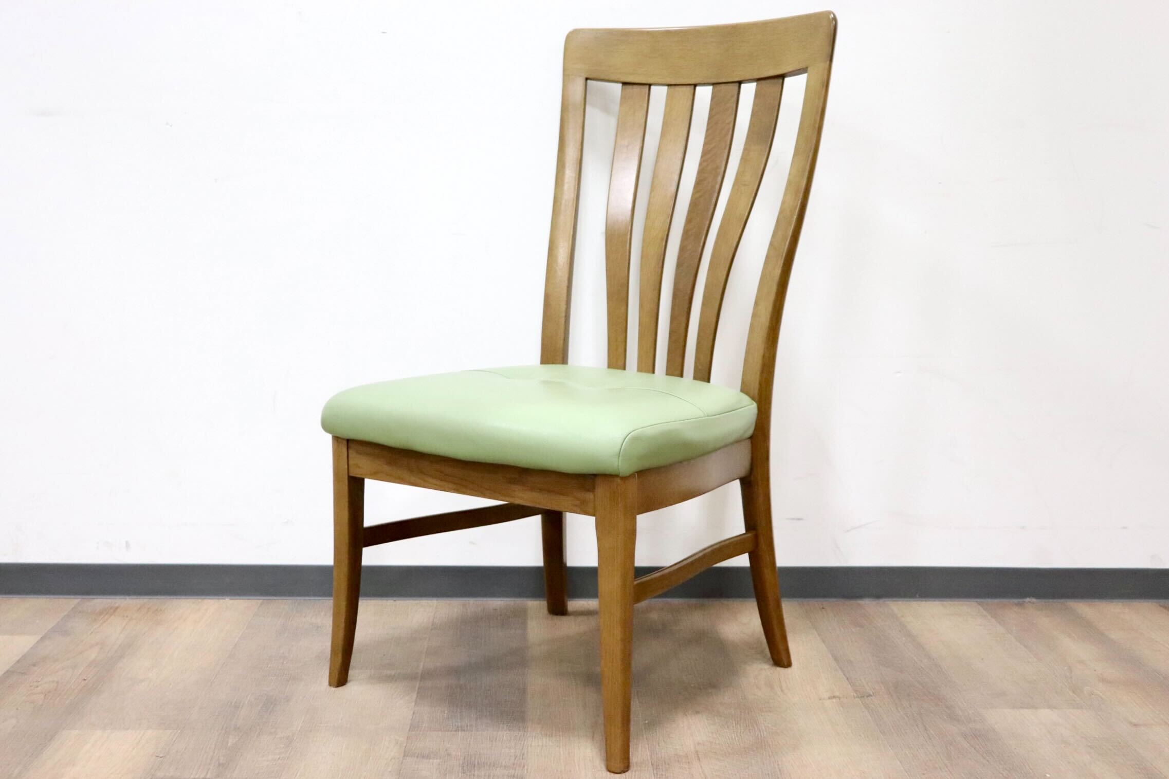 GMGS200B○karimoku / カリモク ダイニングチェア 食卓椅子 ハイバック オーク材 レザー グリーン 和モダン カントリー 国産家具 廃番