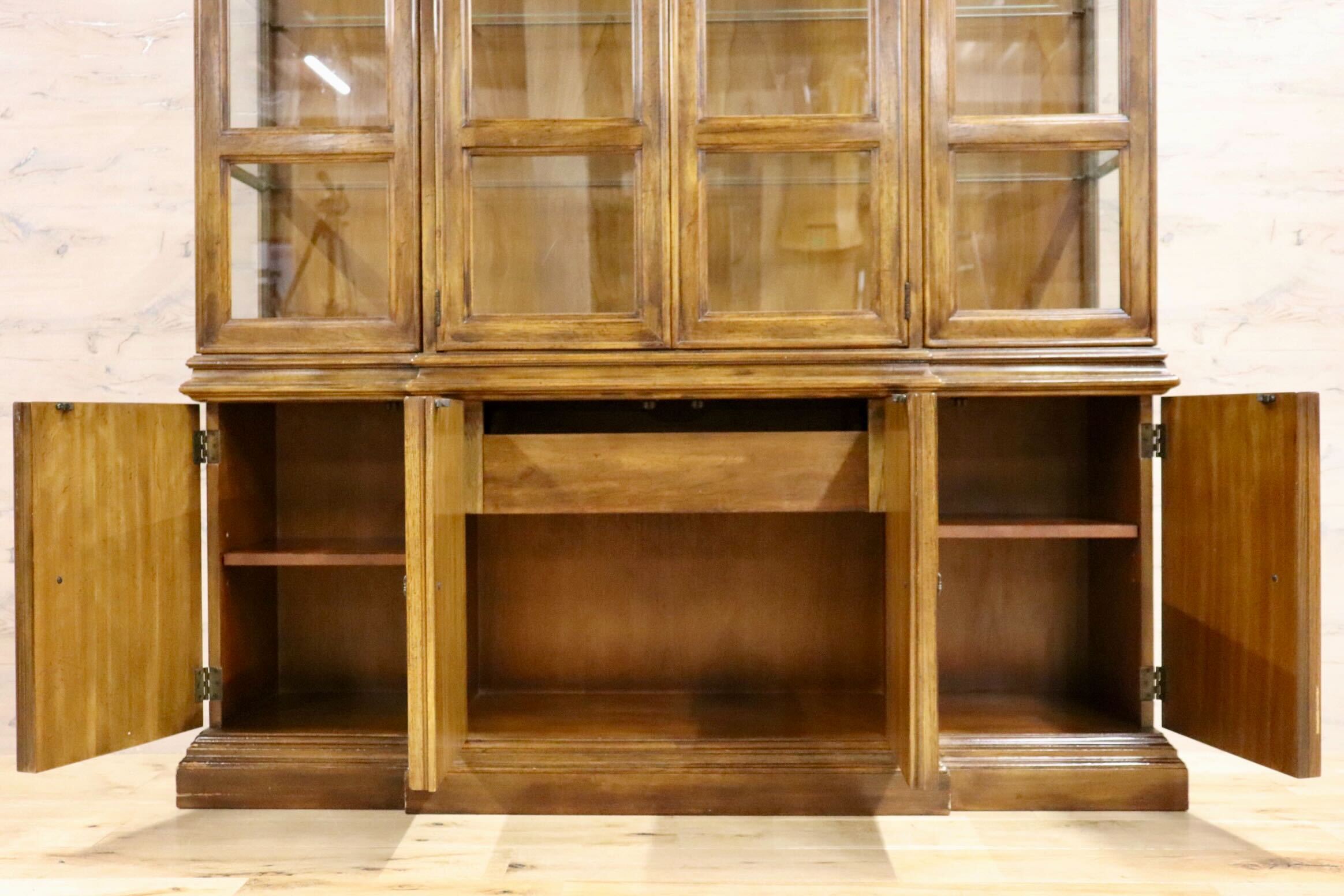 GMHK154○DREXEL HERITAGE / ドレクセルヘリテイジ TRYON MANOR トライオンメナー キャビネット キュリオケース 定価約140万