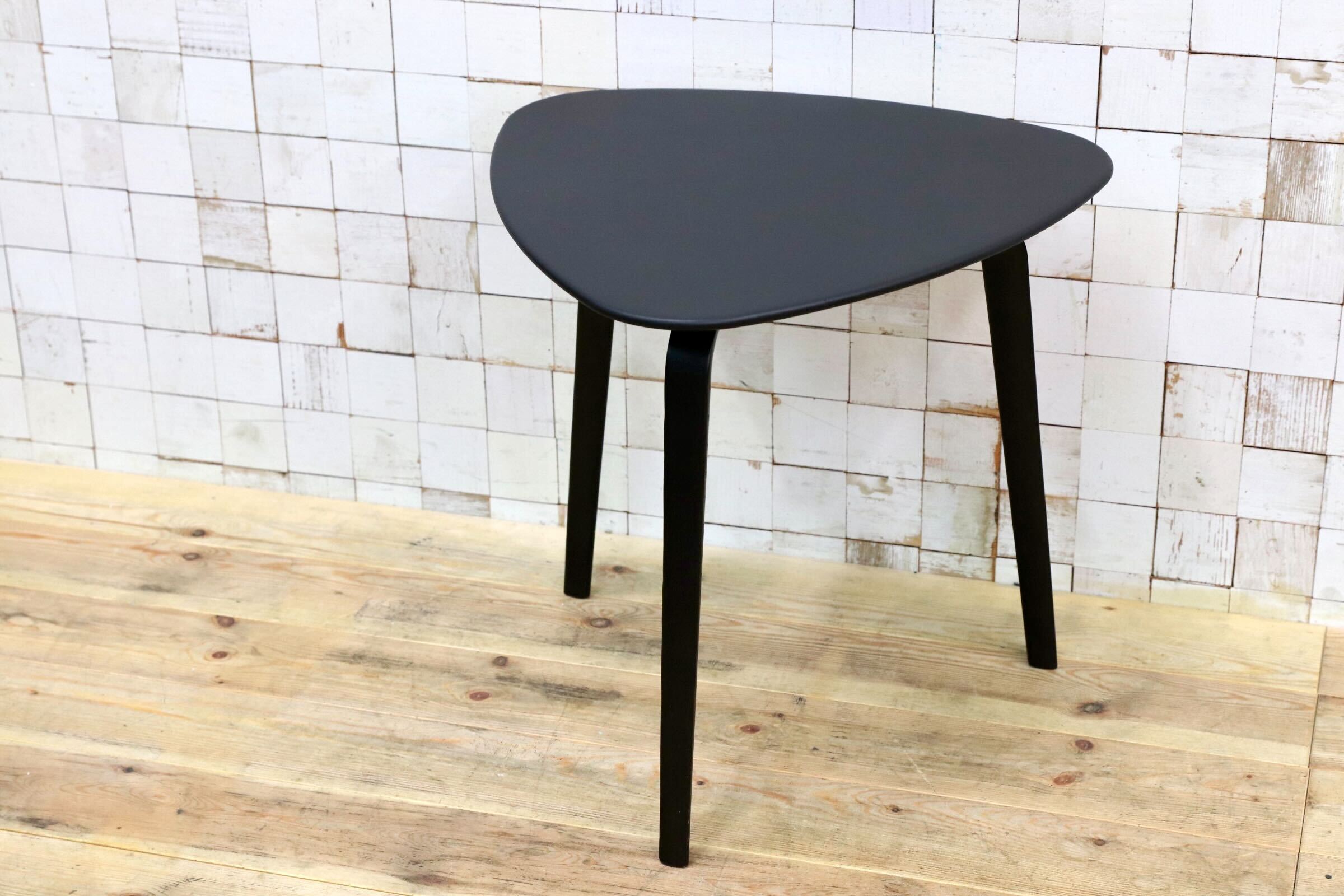 GMIO563○Poltrona Frau / ポルトローナ・フラウ Fiorile フィオリーレ レザートップ サイドテーブル コーヒーテーブル 約28万 展示品