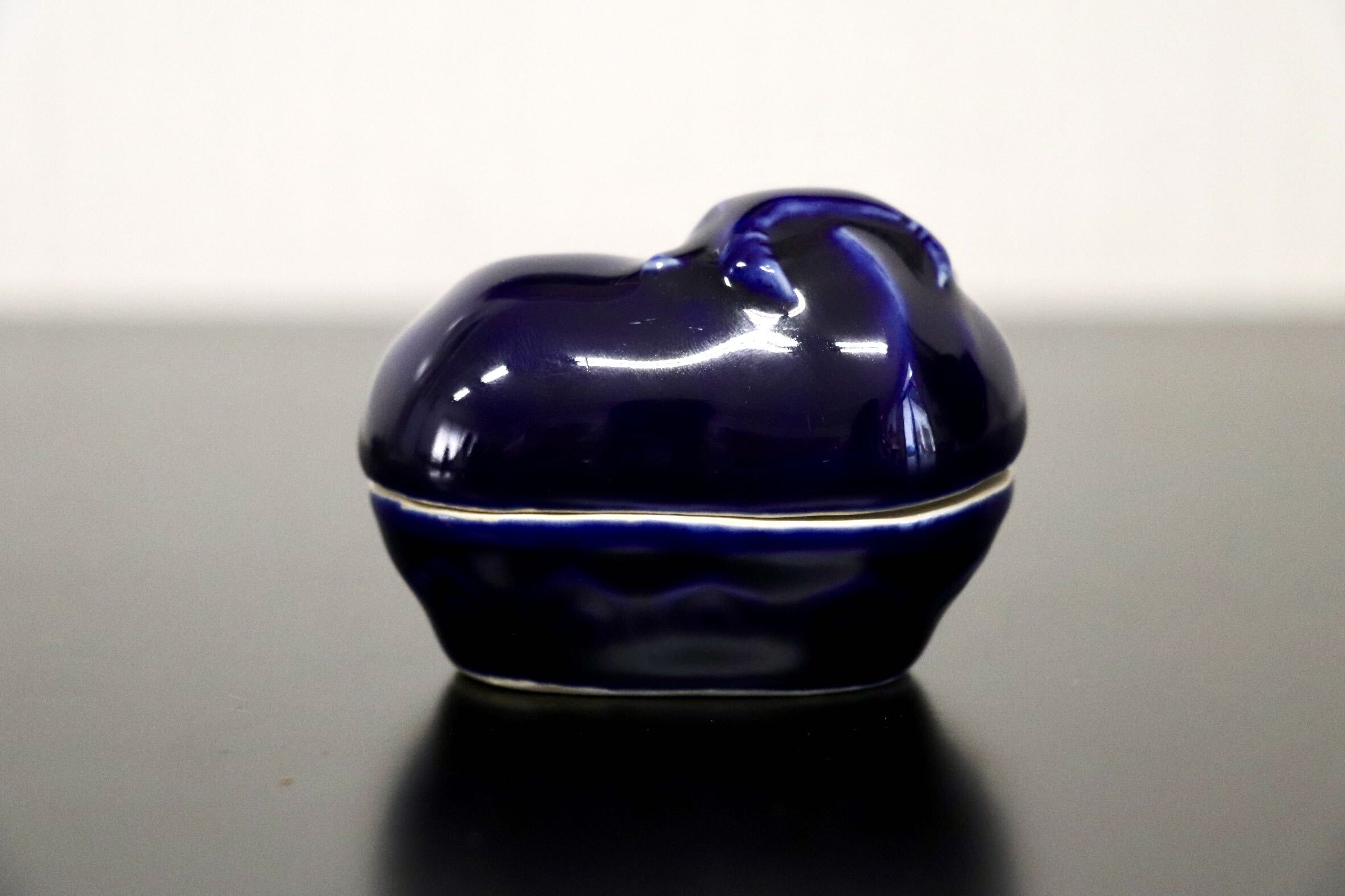 GMJK374I○紀州焼 葵窯 二代 寒川栖豊 置物 小物入れ 茶道具 香合 牛 丑 干支 縁起物 陶器 焼物