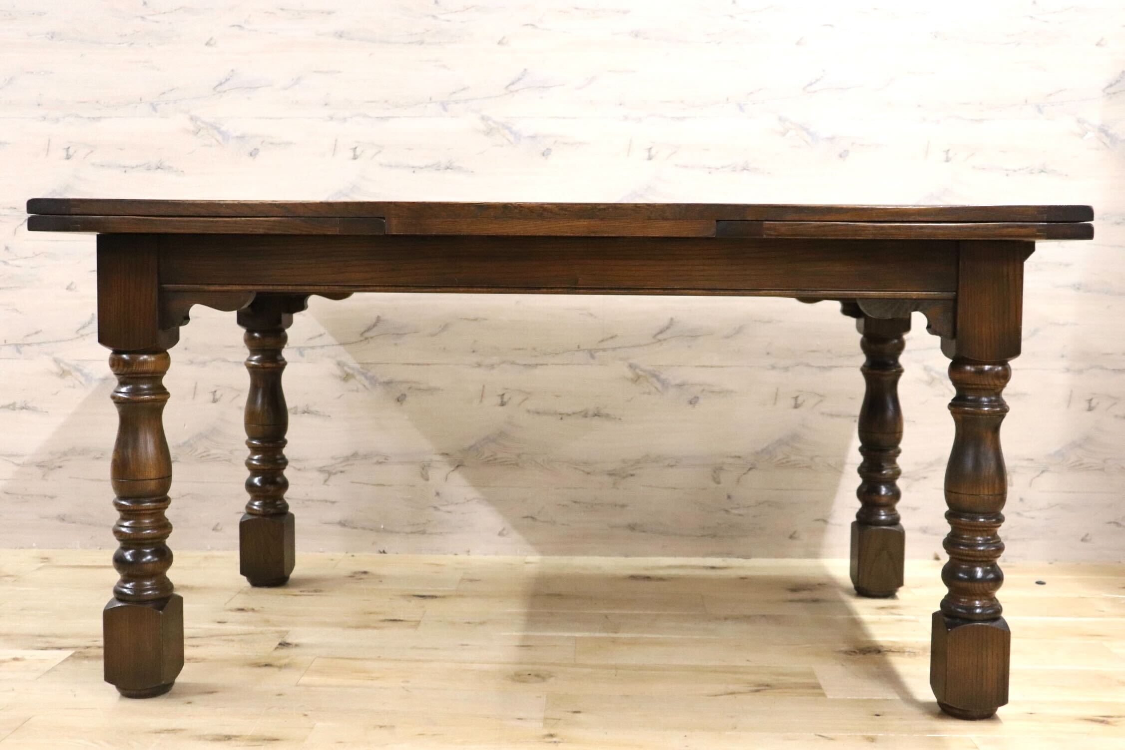 GMHK178○英国 アンティーク エクステンションテーブル ダイニングテーブル 食卓テーブル 伸長式 オーク材 クラシカル 輸入家具