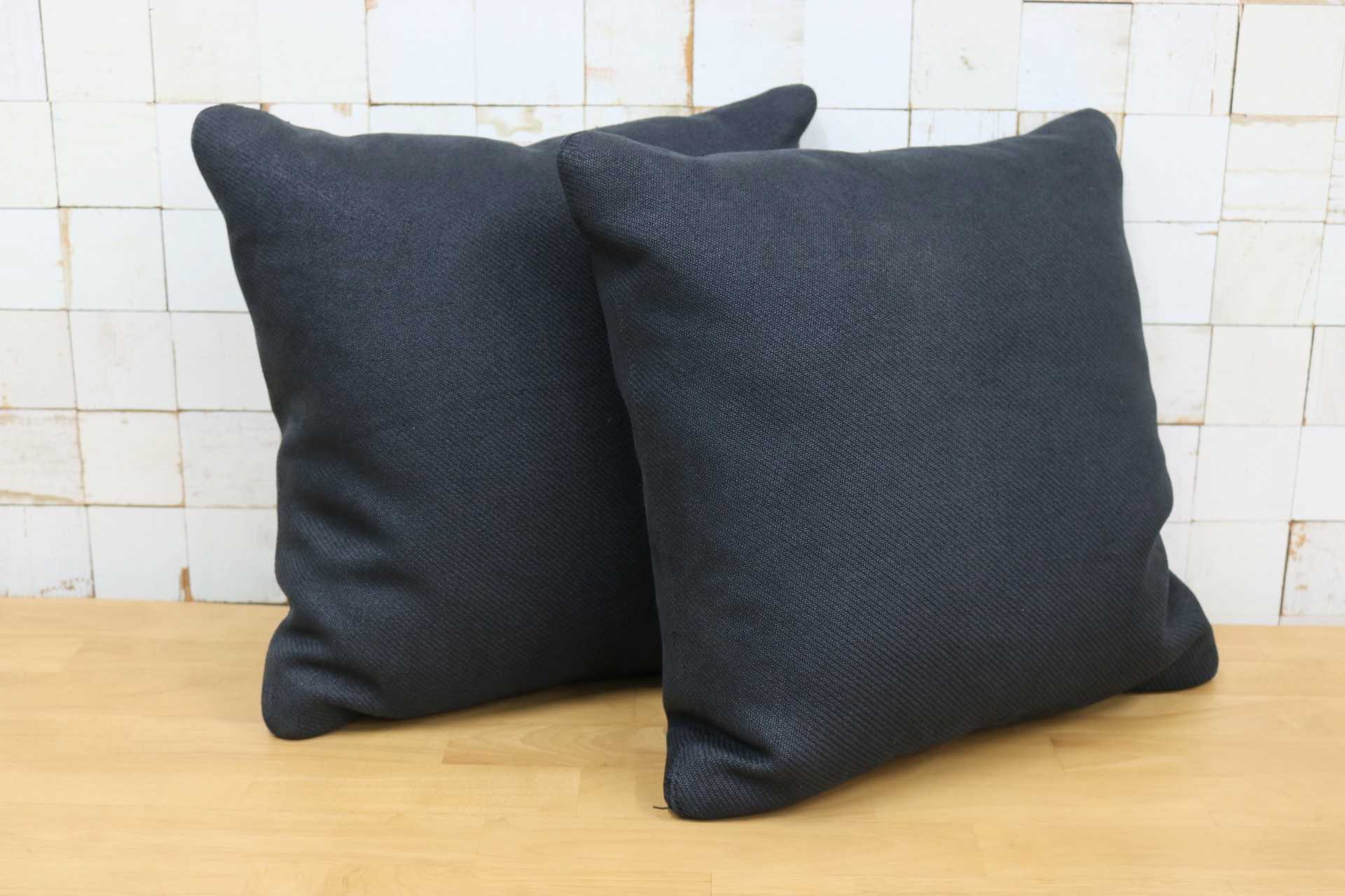 GMHS364C◯HUKLA / フクラ クッション ファブリック 2個セット ブラック