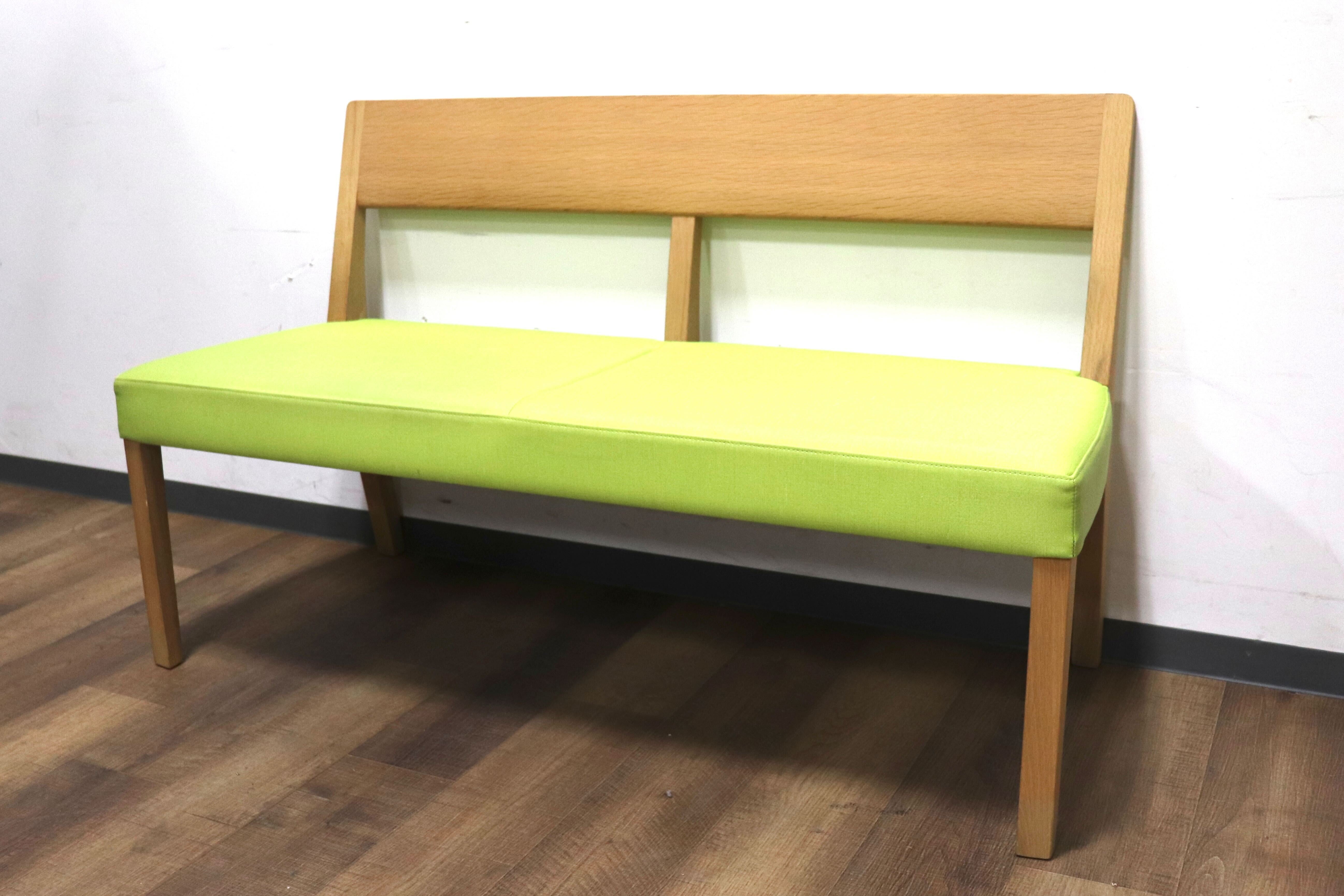 GMHK283A○karimoku / カリモク CU4712 ダイニングベンチ 2人掛けチェア 食卓椅子 木製 ベンチ 合皮 ライムグリーン 国産家具 定価約8.6万