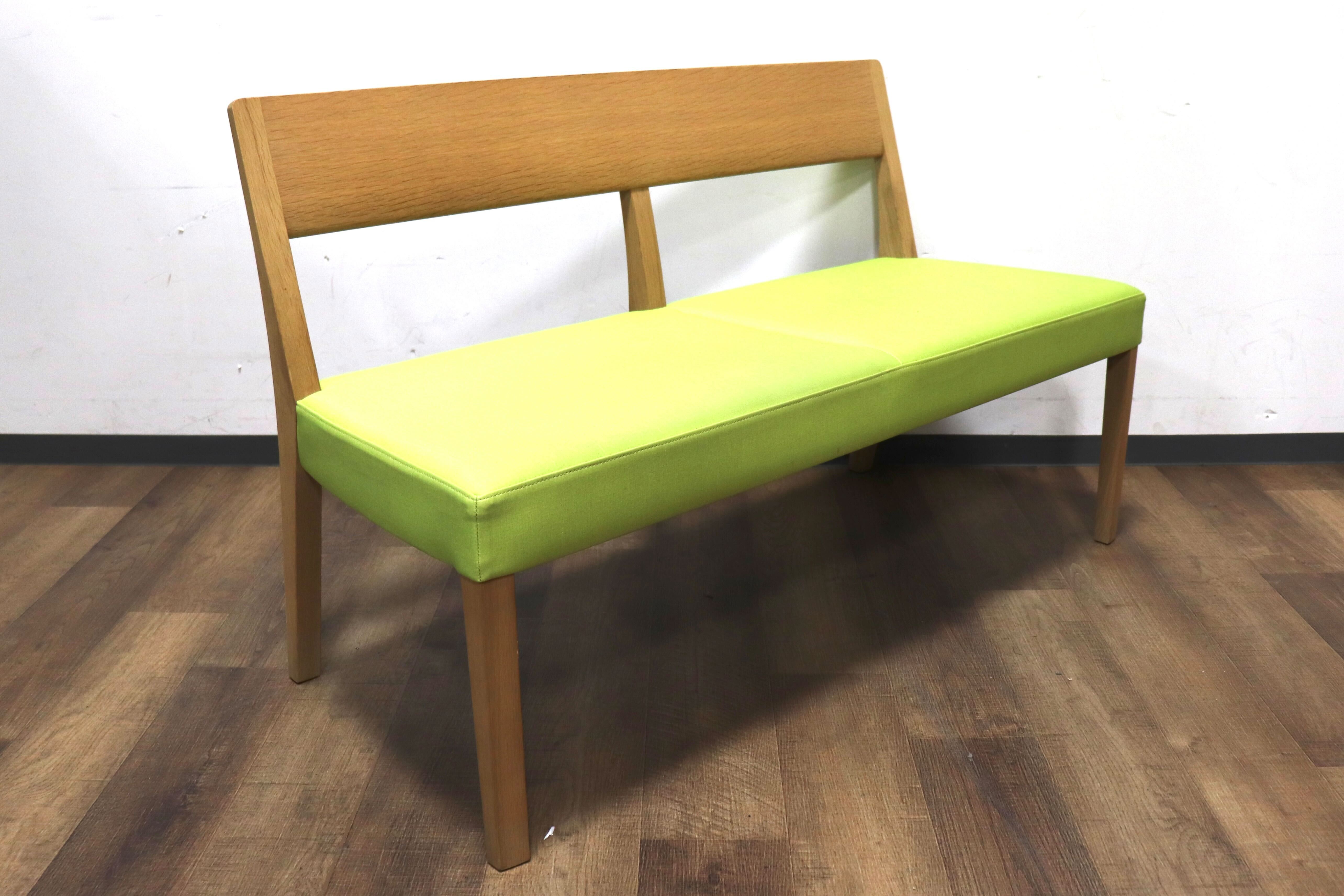 GMHK283A○karimoku / カリモク CU4712 ダイニングベンチ 2人掛けチェア 食卓椅子 木製 ベンチ 合皮 ライムグリーン 国産家具 定価約8.6万