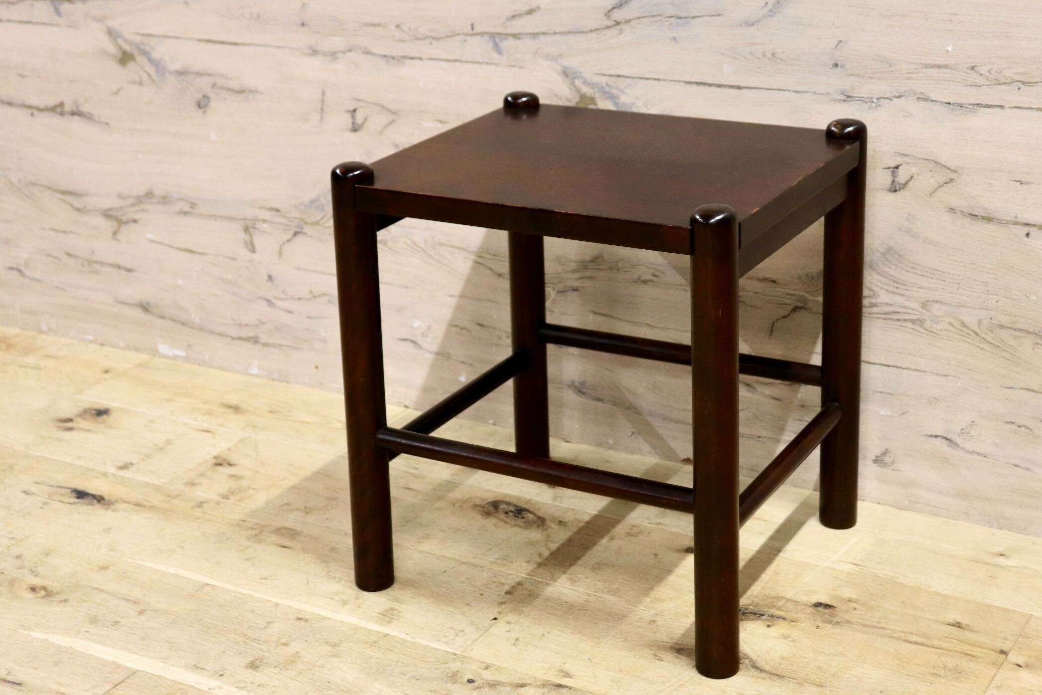 GMIK788A○北海道民芸家具 スツール サイドテーブル 花台 飾り台 樺材 無垢材 レトロ 民藝 古民家 和モダン 和家具 アンティーク