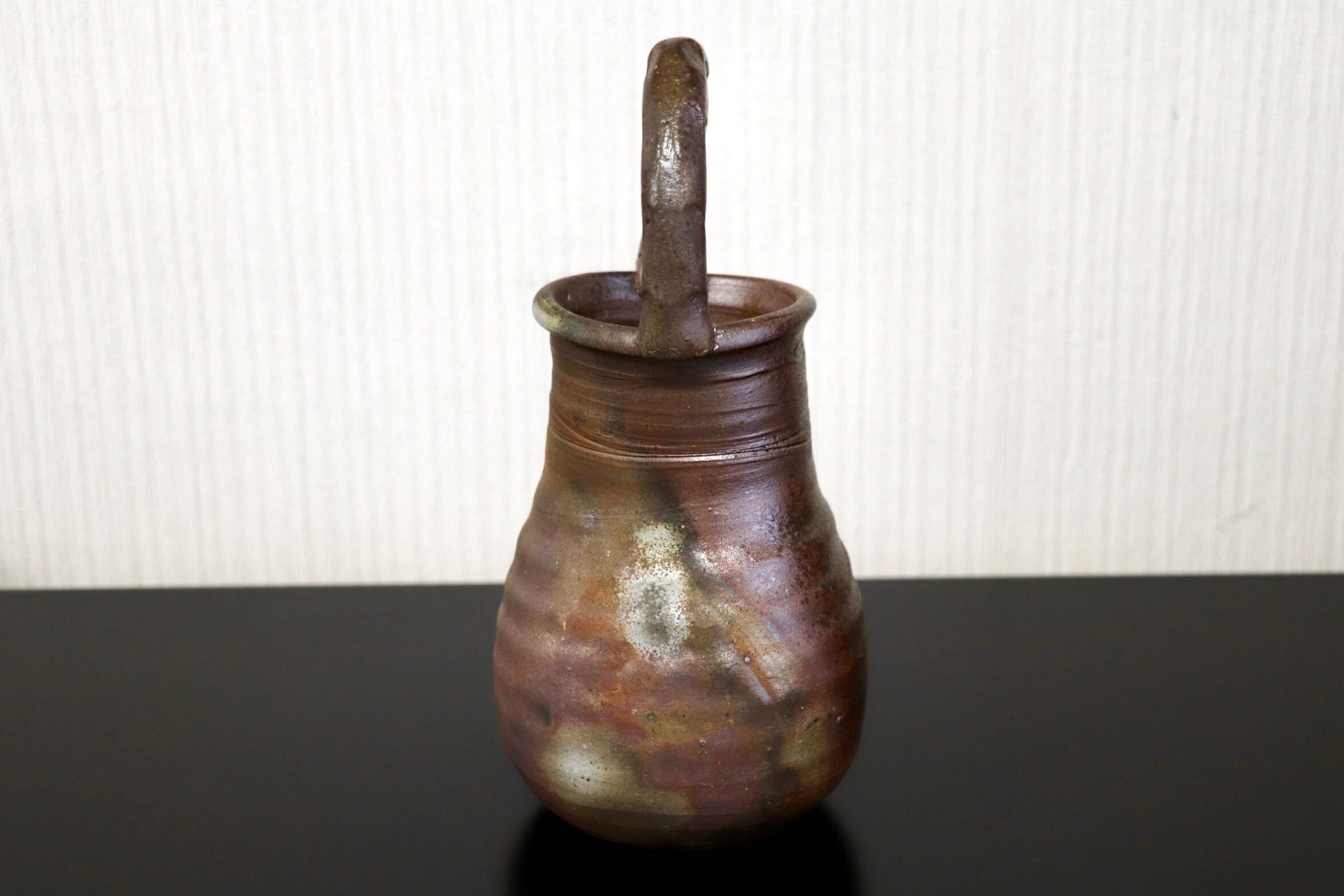 GMJK374M○備前焼 手付花入 花器 花瓶 花入 花生 手桶 釣瓶 水指 床飾 置物 茶道具 窯変壷 共箱 伝統工芸 和モダン