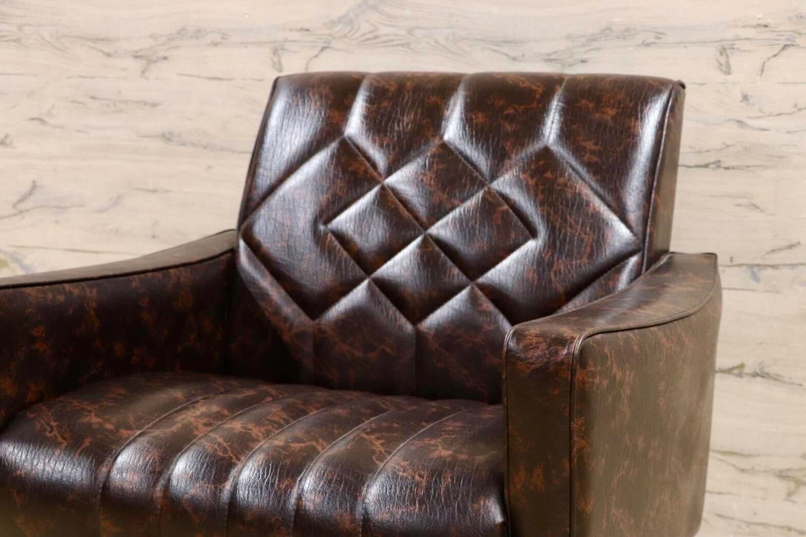 GMIH164B○karimoku / カリモク 1人掛けソファ シングルソファ ロビーチェア 椅子 合皮 ブラウン マーブル 応接 レトロ ヴィンテージ