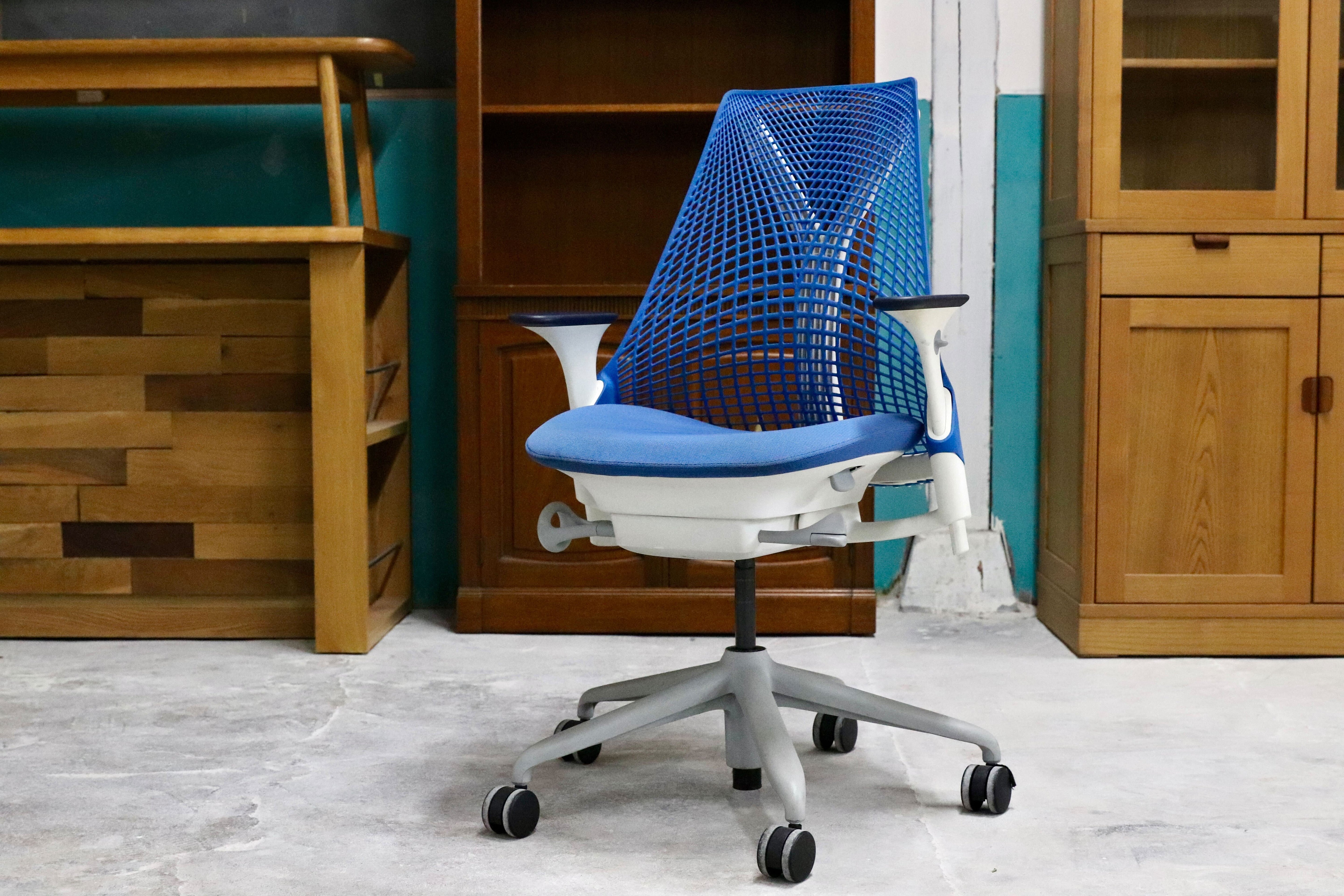GMHK379E○Herman Miller / ハーマンミラー セイルチェア デスクチェア オフィスチェア ワークチェア ブルー 定価約11.8万