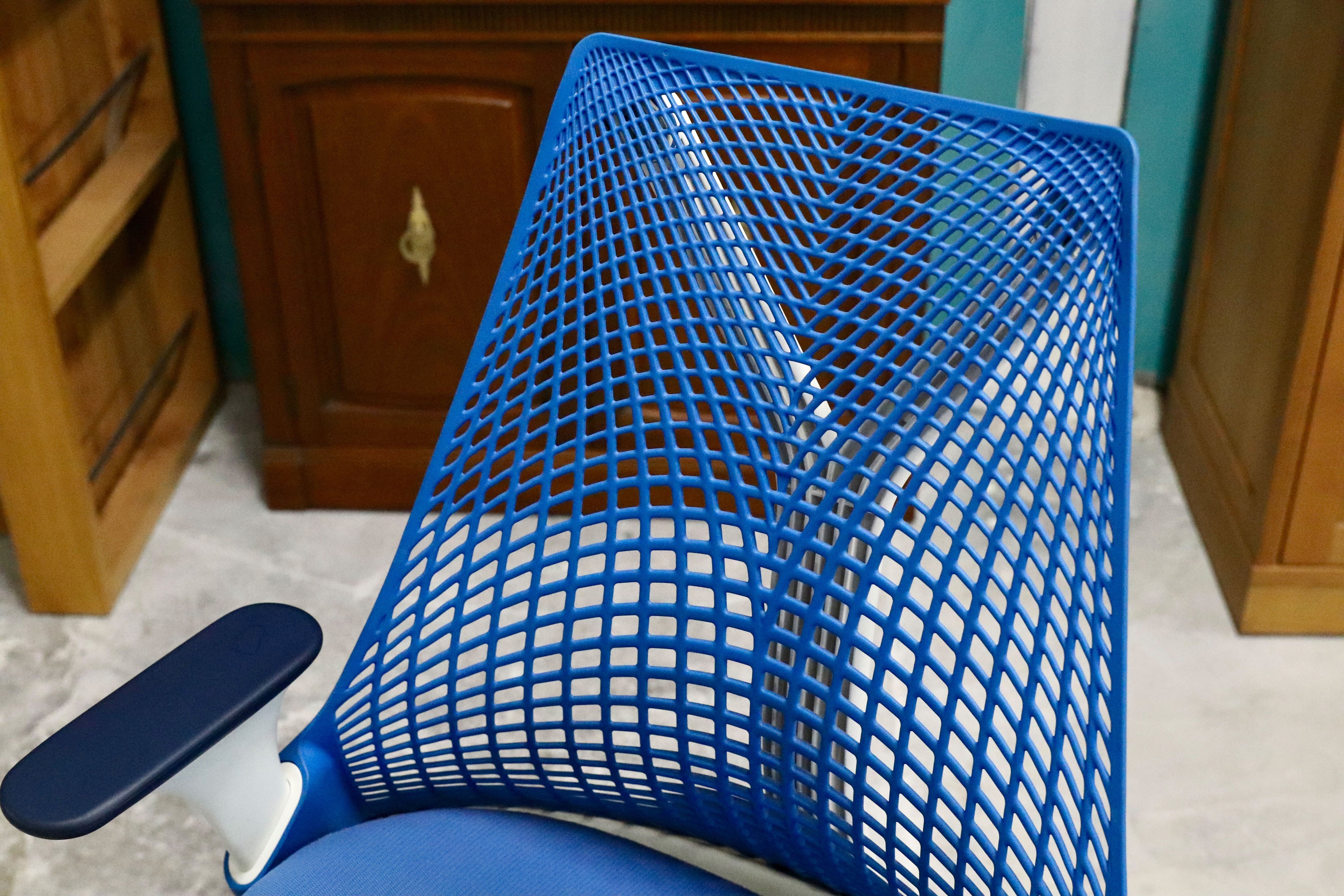 GMHK379E○Herman Miller / ハーマンミラー セイルチェア デスクチェア オフィスチェア ワークチェア ブルー 定価約11.8万