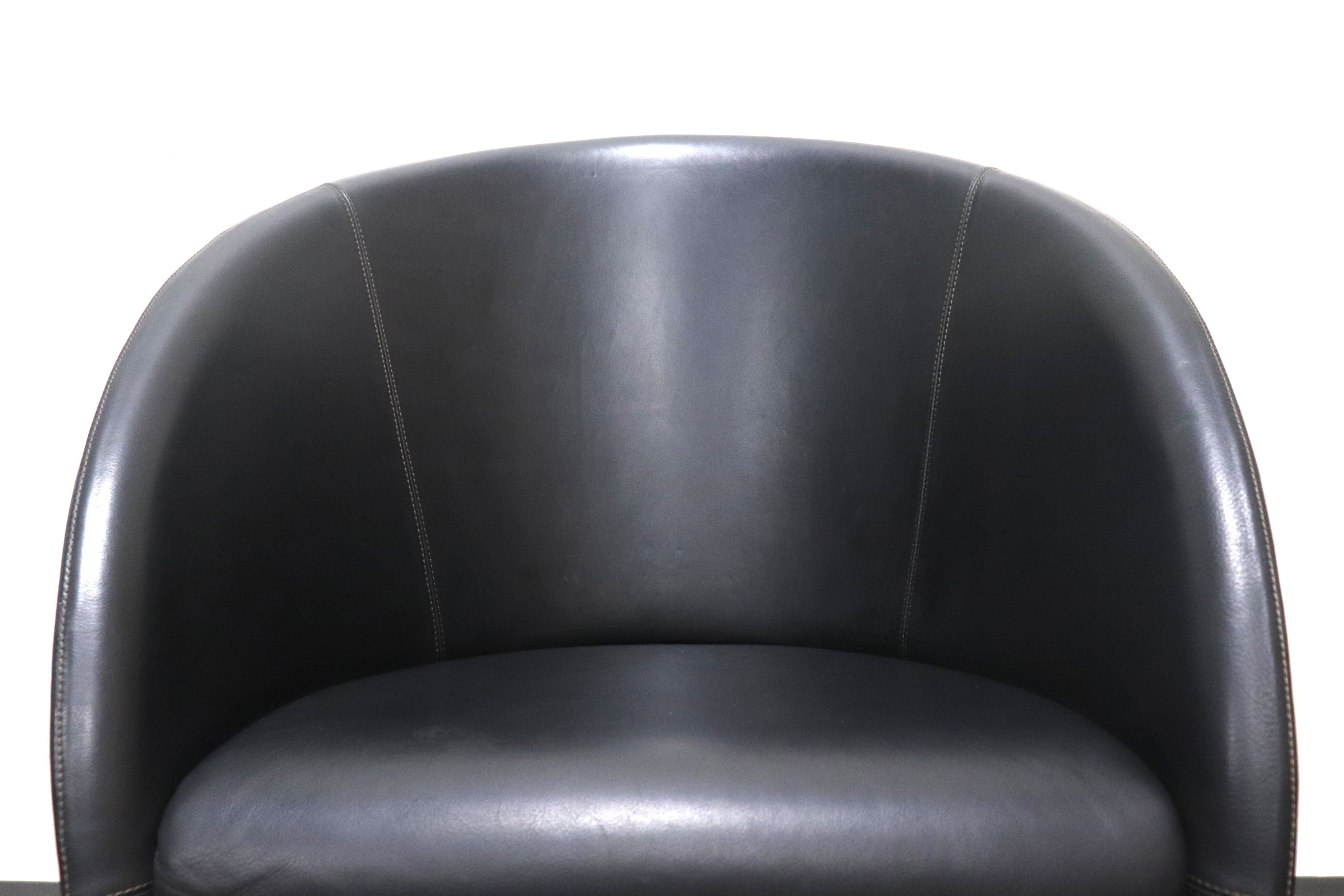 GMHK281B○PoltronaFrau / ポルトローナフラウ インターヴィスタ ラウンジチェア 椅子 イタリア製 黒 本革 レザー IDC大塚家具 定価約51万