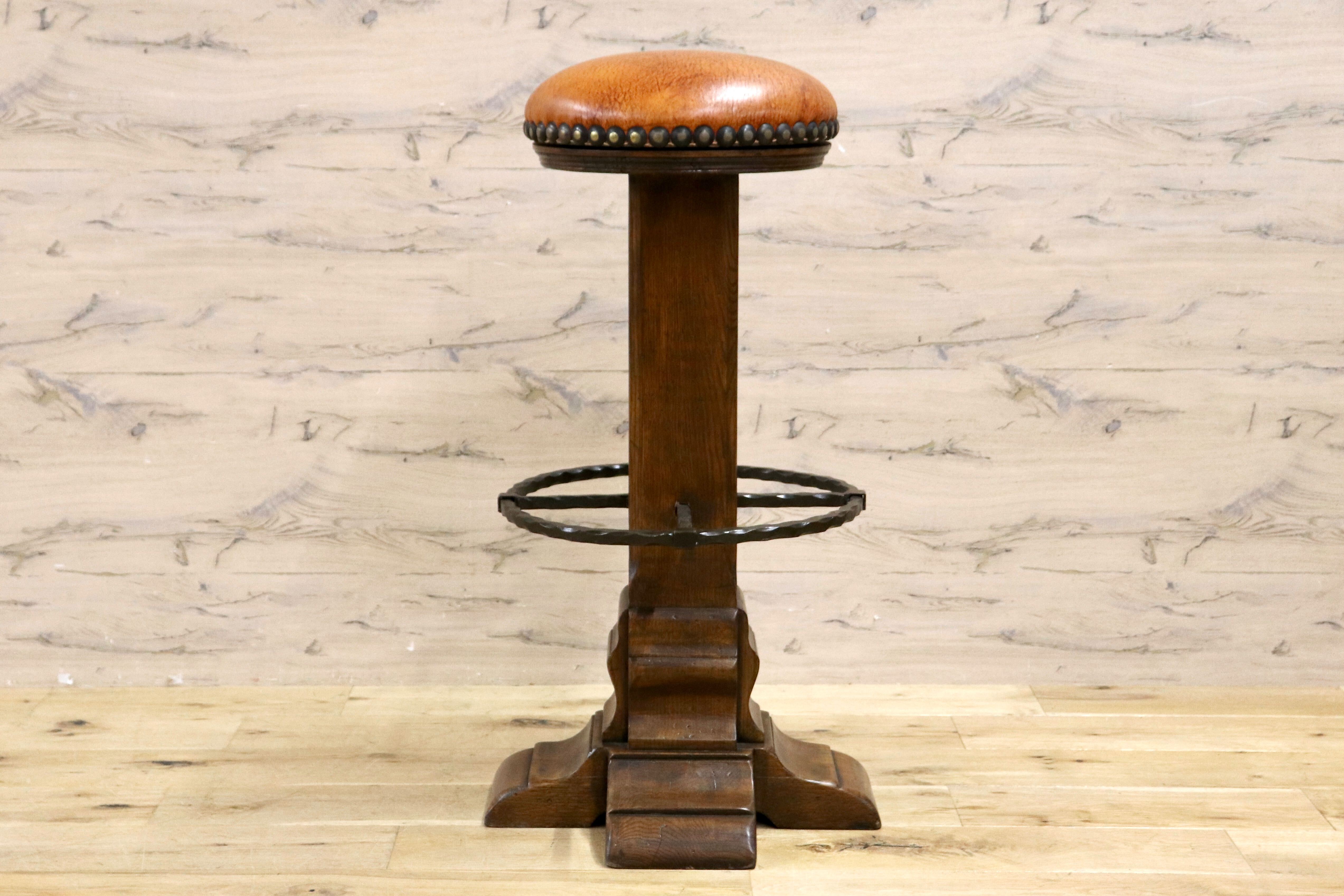 GMIK7A○スペイン製 カスティリアンスタイル バースツール ハイチェア カウンター 回転式 椅子 オーク 本革 アンティーク ヴィンテージ