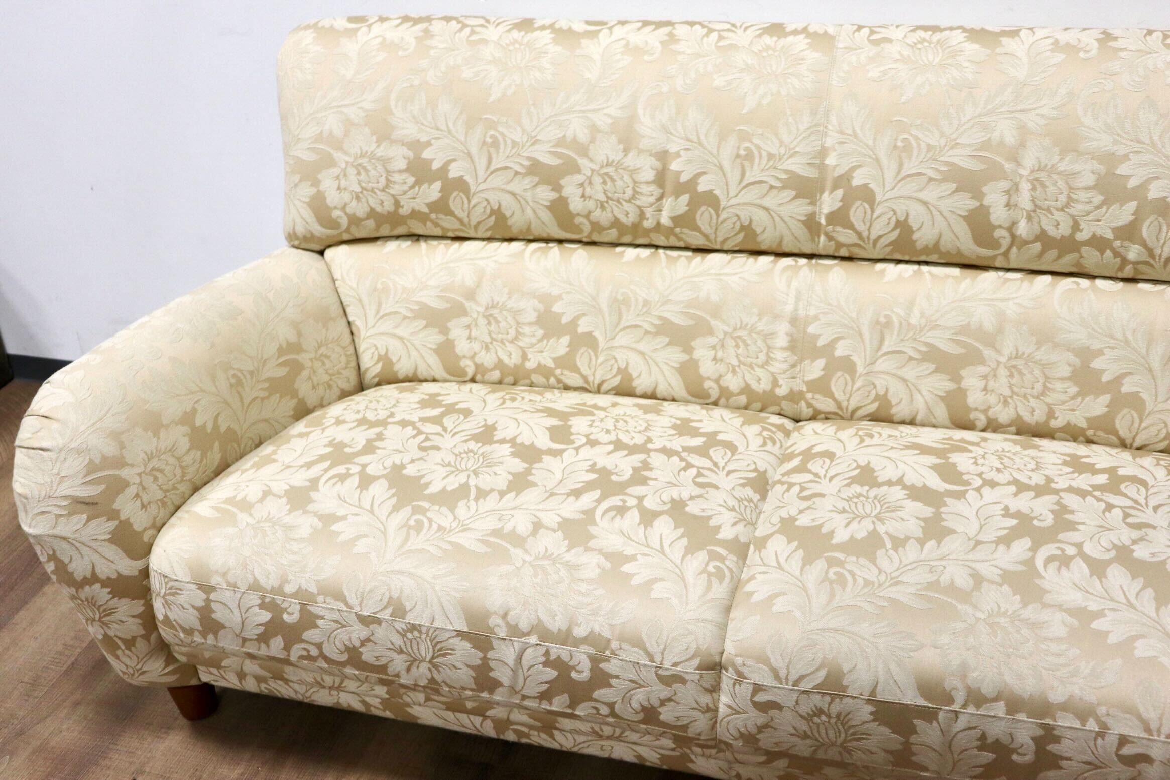 GMGS256○モリシゲ / MORISHIGE 2.5人掛けソファ ラブソファ 長椅子 アームソファ ファブリック 花柄 IDC大塚家具 応接 高級 大正モダン