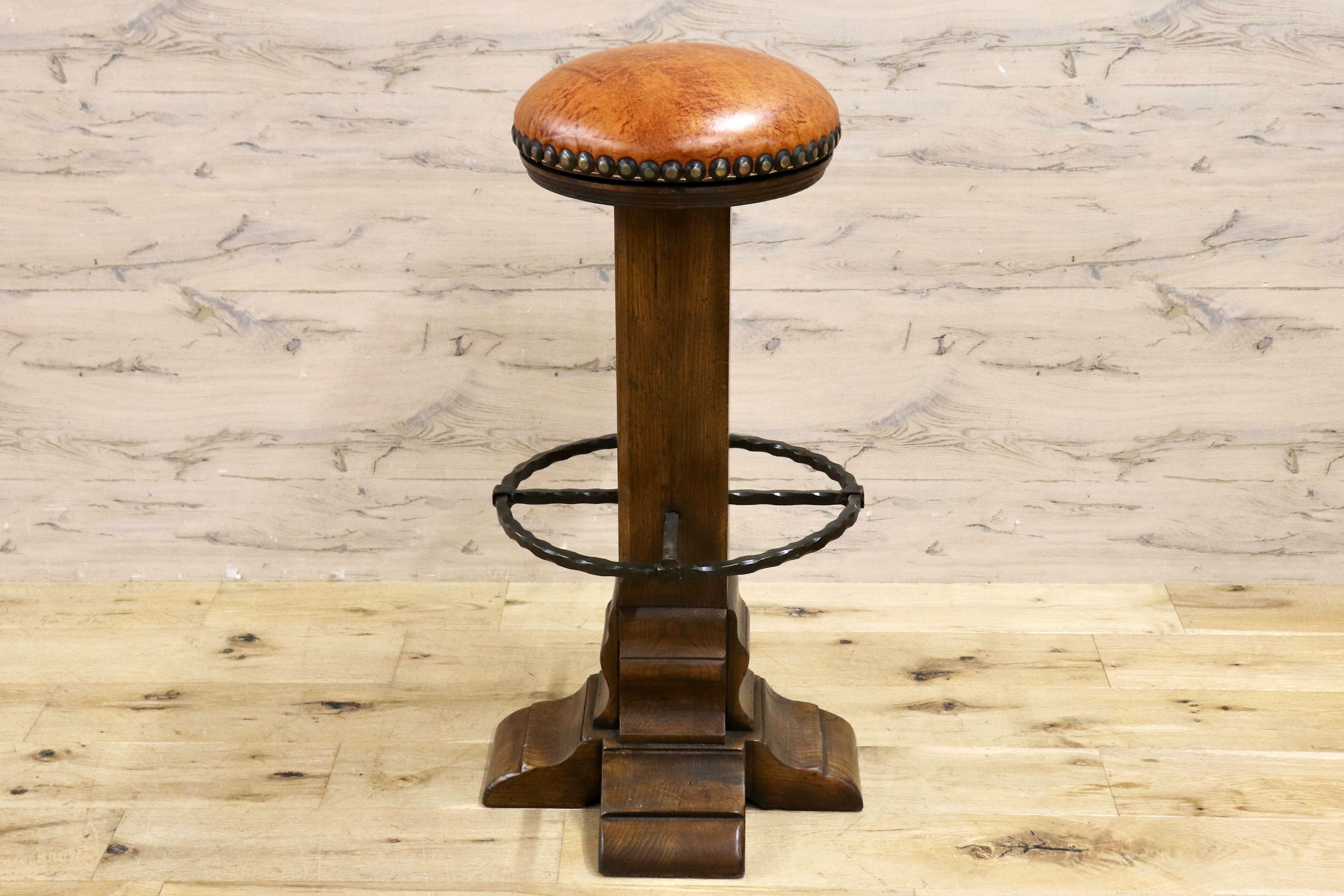 GMIK7C○スペイン製 カスティリアンスタイル バースツール ハイチェア カウンター 回転式 椅子 オーク 本革 アンティーク ヴィンテージ