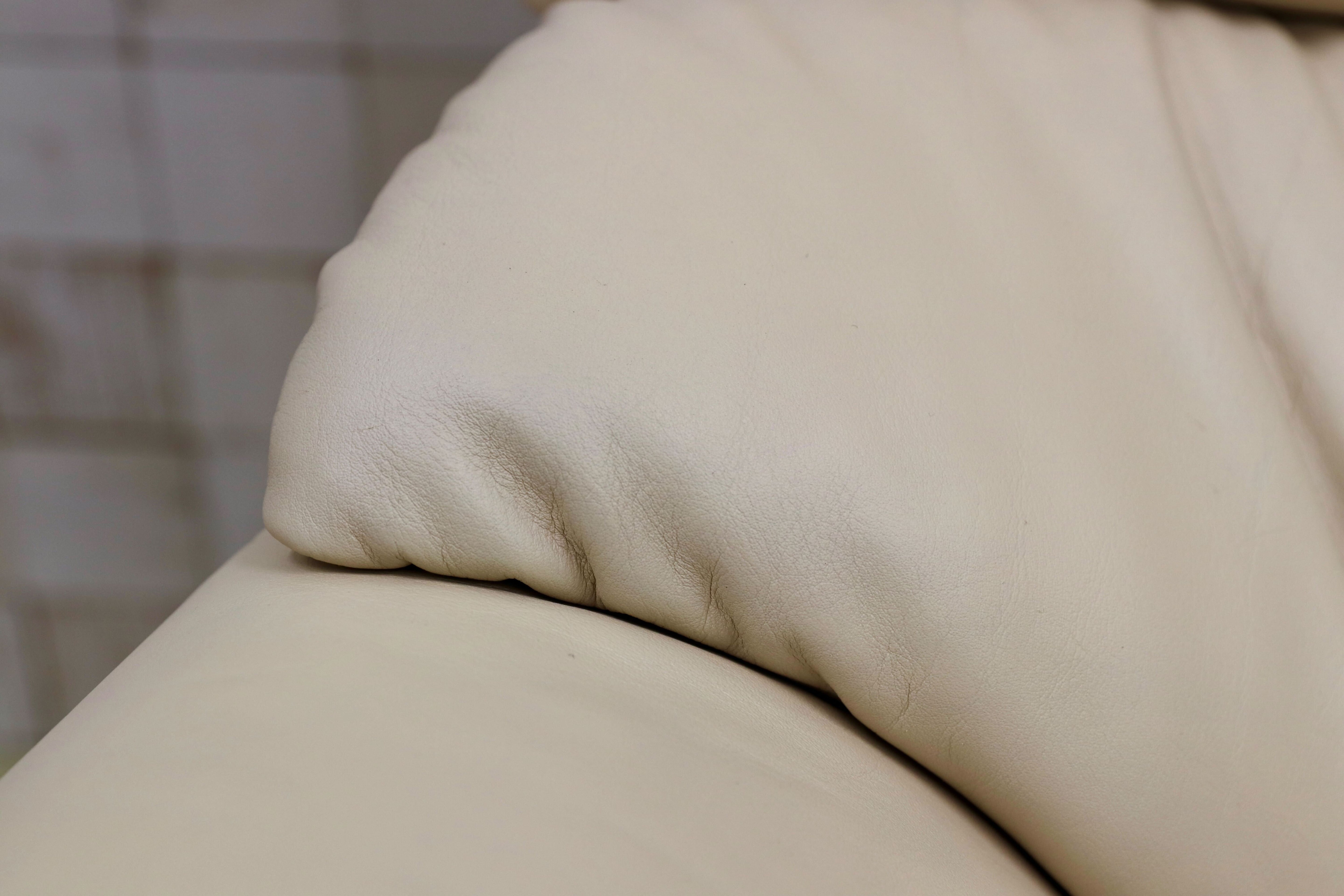 GMHN382○karimoku / カリモク ZT71シリーズ 2人掛けソファ ラブソファ 本革 ベージュ系 長椅子 国産家具 約21万