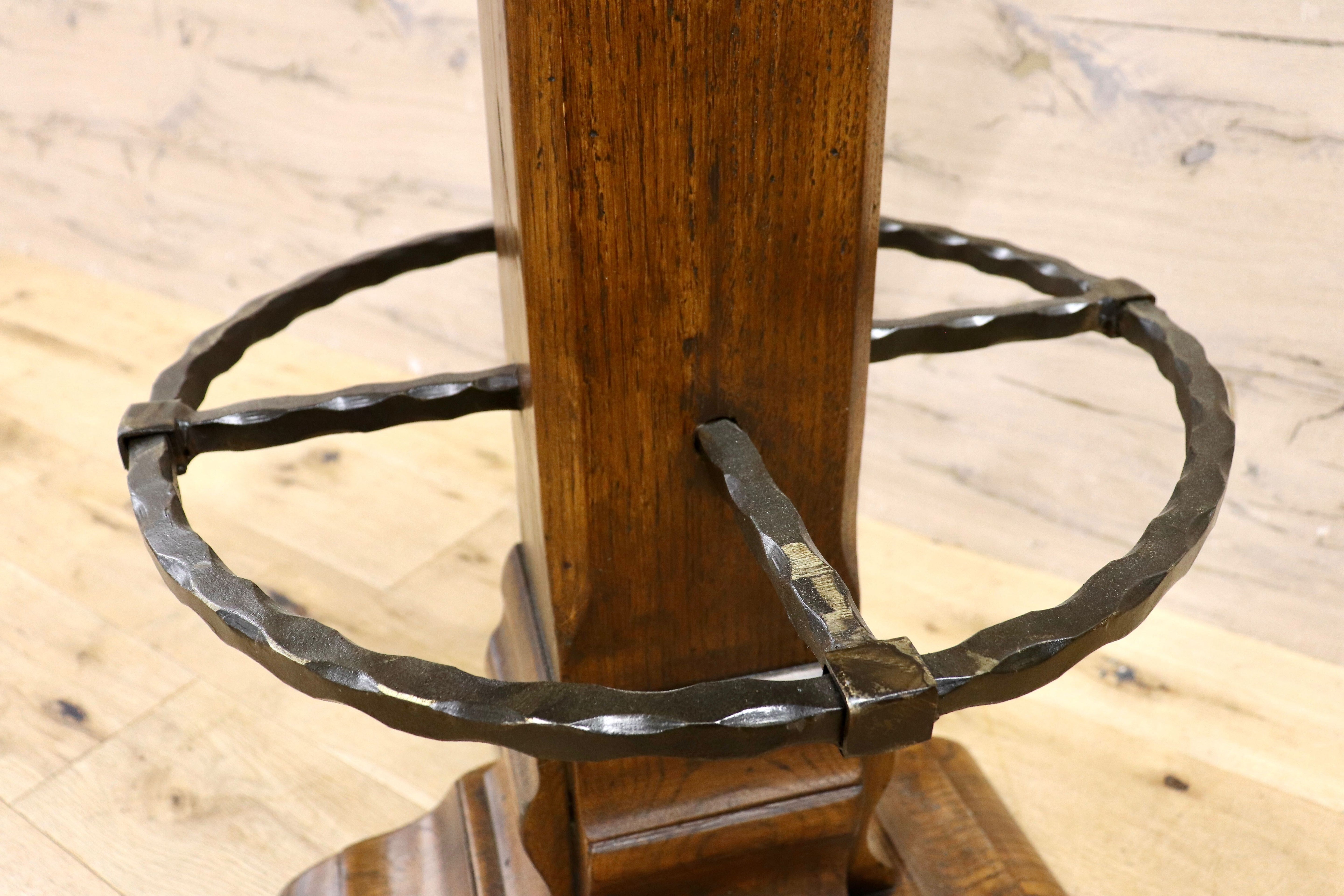 GMIK7C○スペイン製 カスティリアンスタイル バースツール ハイチェア カウンター 回転式 椅子 オーク 本革 アンティーク ヴィンテージ