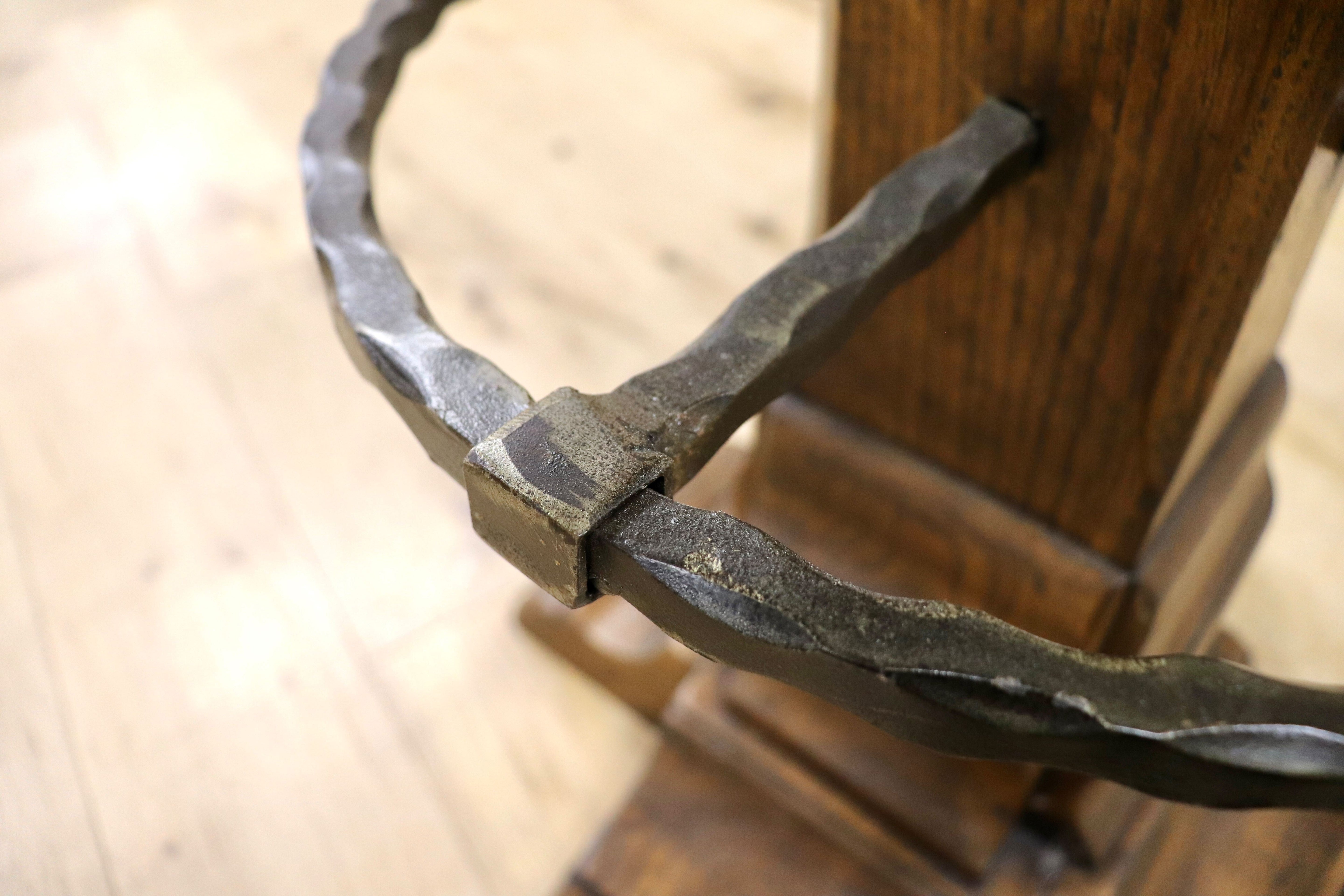 GMIK7C○スペイン製 カスティリアンスタイル バースツール ハイチェア カウンター 回転式 椅子 オーク 本革 アンティーク ヴィンテージ