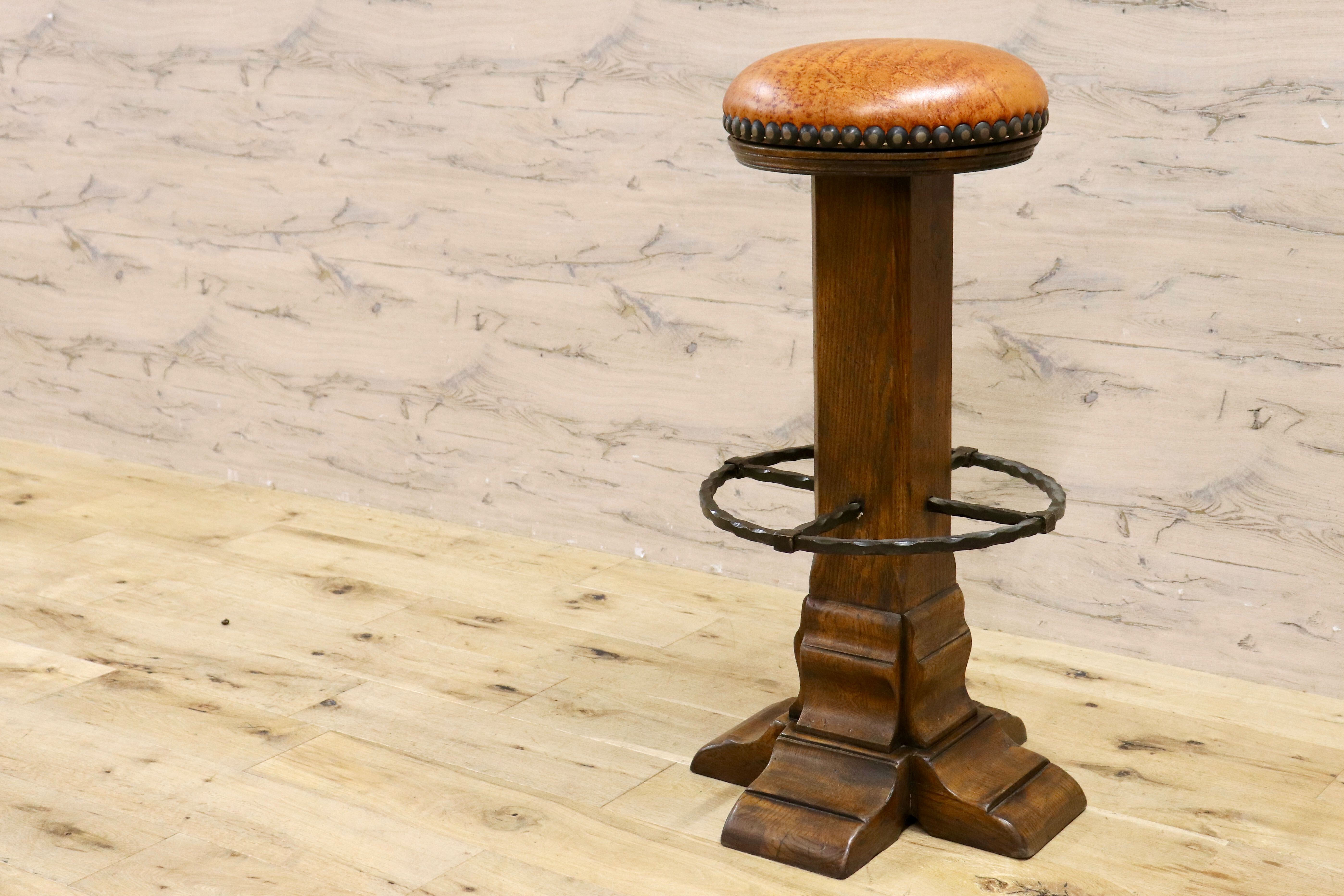 GMIK7E○スペイン製 カスティリアンスタイル バースツール ハイチェア カウンター 回転式 椅子 オーク 本革 アンティーク ヴィンテージ