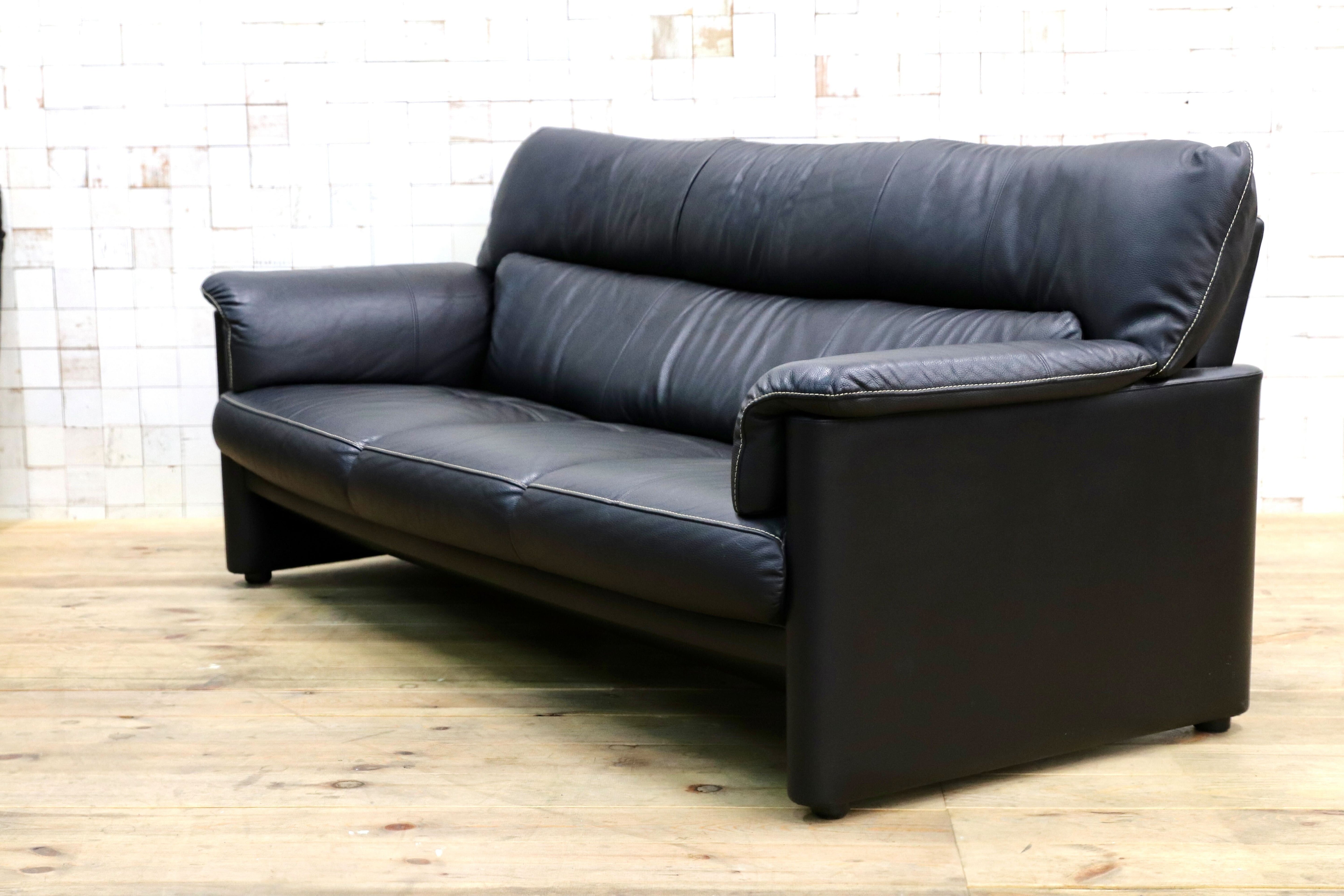 GMIK972○Chitano / チターノ karimoku カリモク Z181モデル 3人掛けソファ トリプルソファ 本革 ブラック 約23万