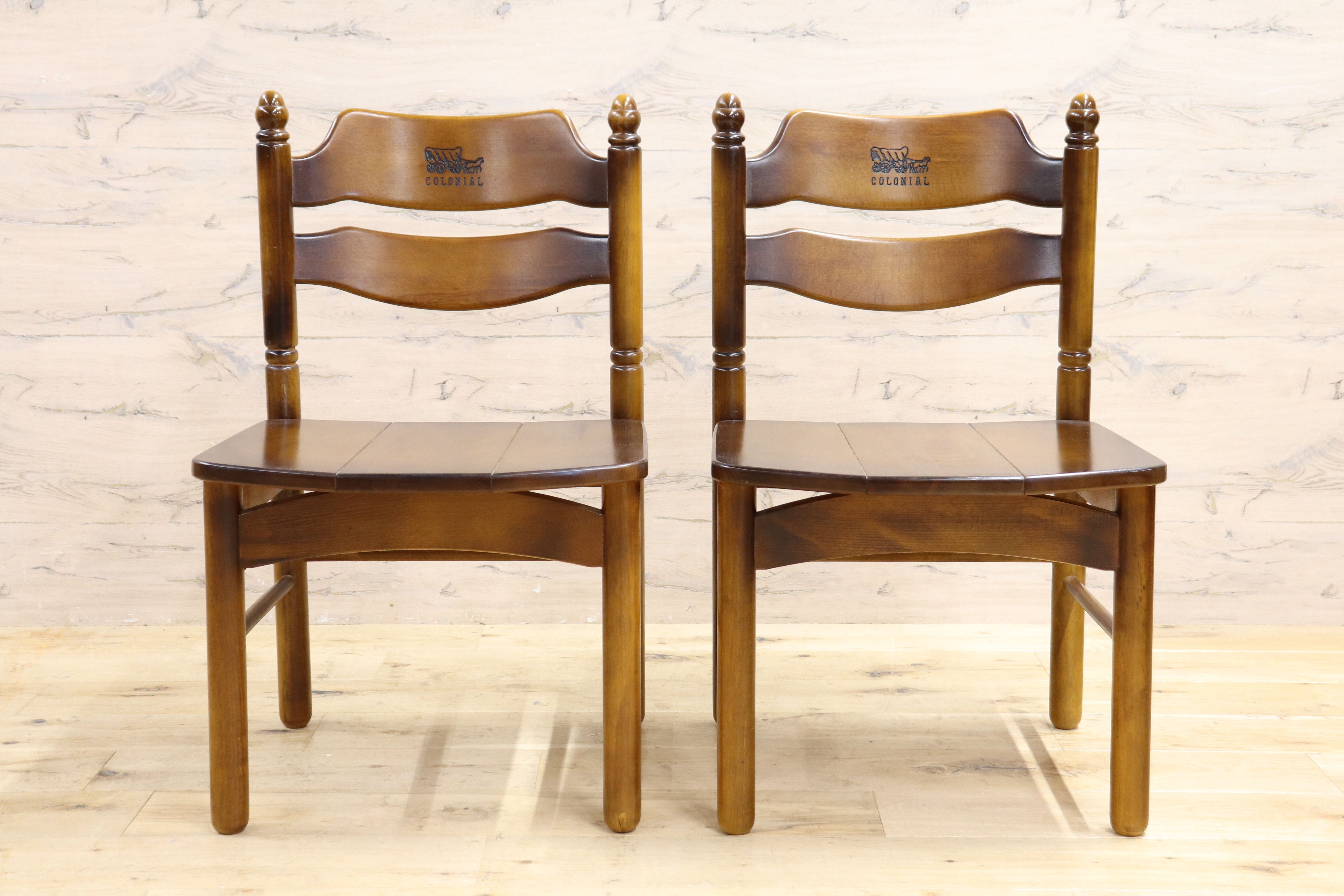 GMIS455A○karimoku / カリモク コロニアル 椅子 チェア ダイニングチェア 2脚セット ヴィンテージ レトロ カントリー 木製 国産家具