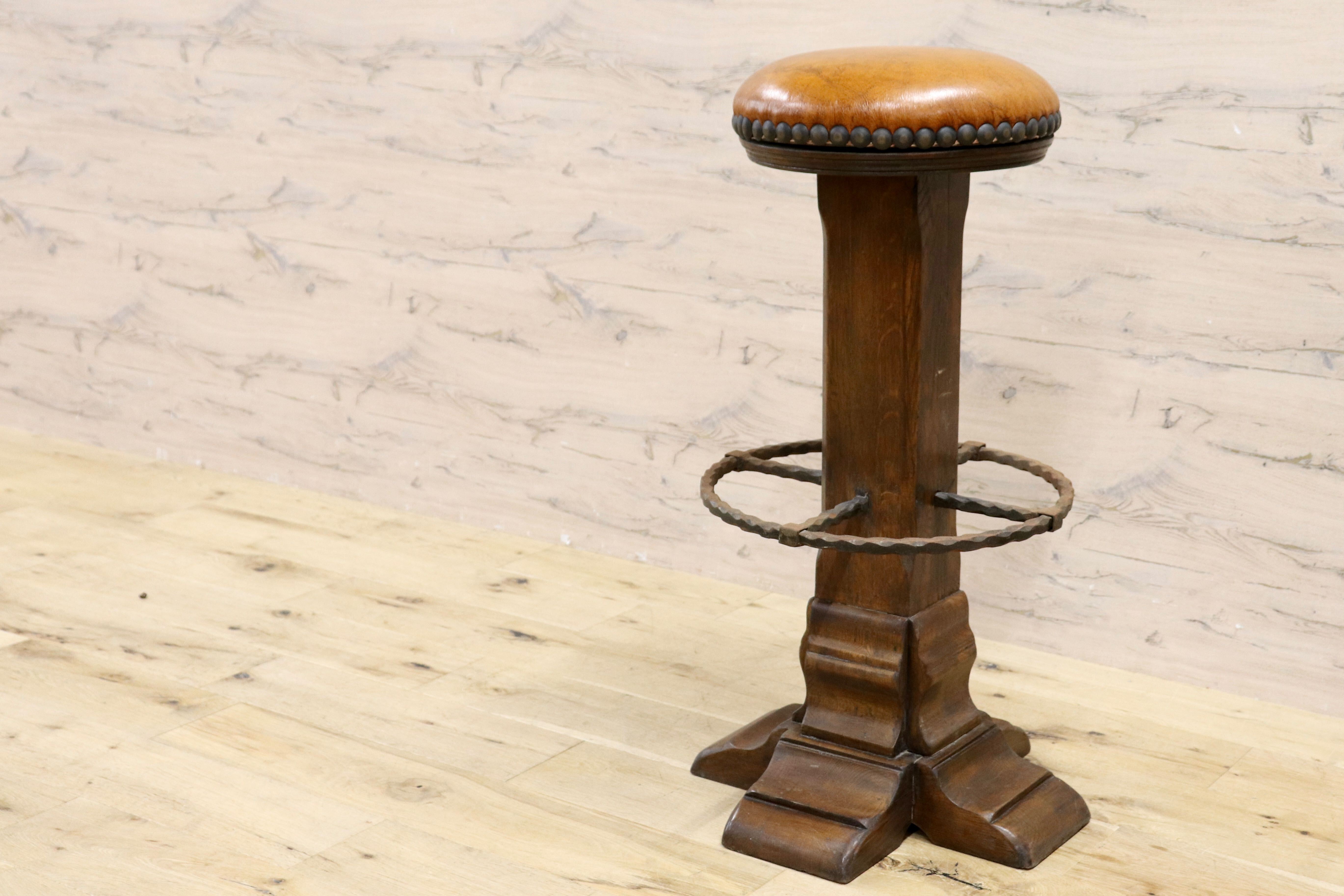 GMIK7H○スペイン製 カスティリアンスタイル バースツール ハイチェア カウンター 回転式 椅子 オーク 本革 アンティーク ヴィンテージ