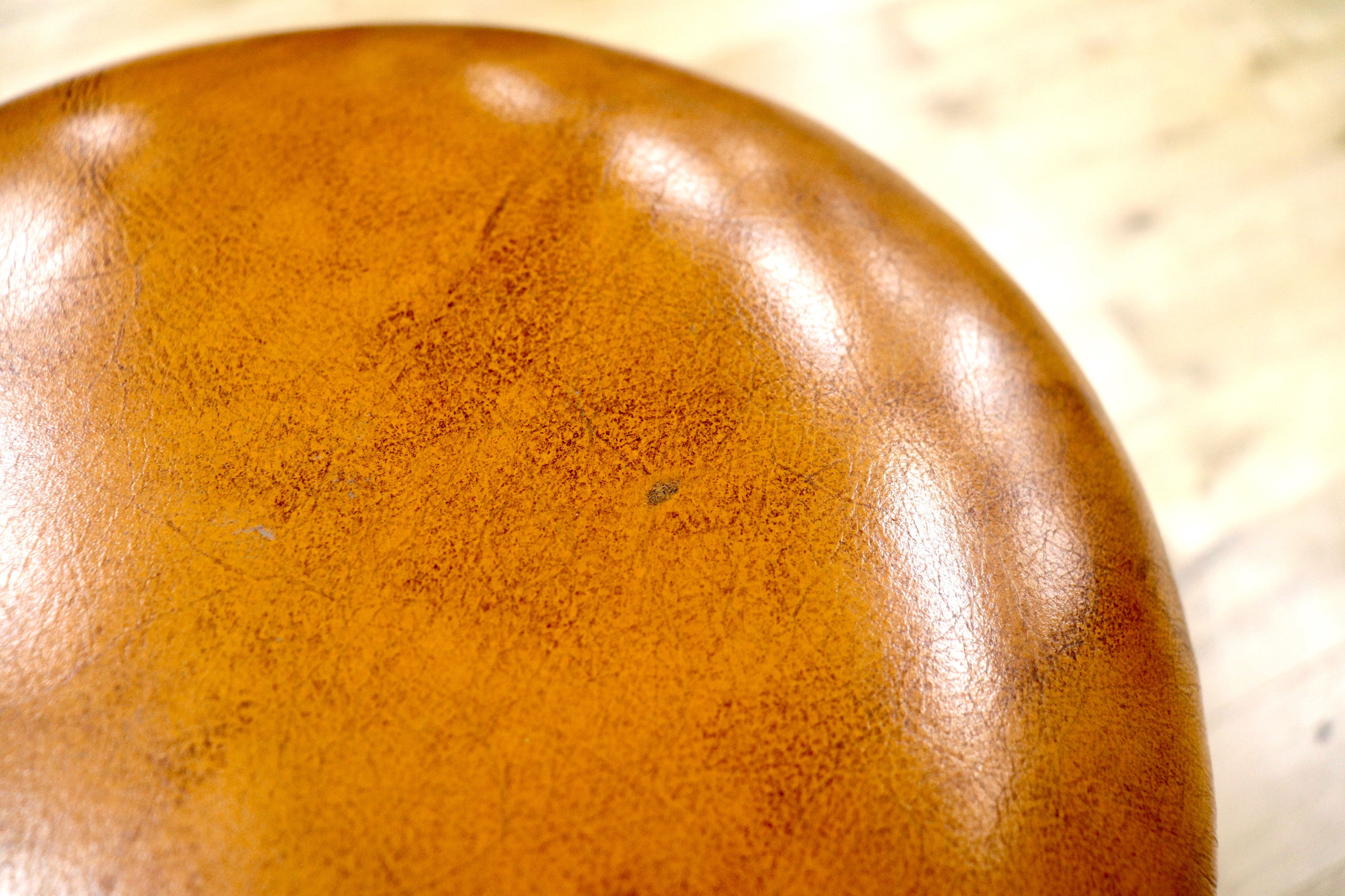 GMIK7H○スペイン製 カスティリアンスタイル バースツール ハイチェア カウンター 回転式 椅子 オーク 本革 アンティーク ヴィンテージ