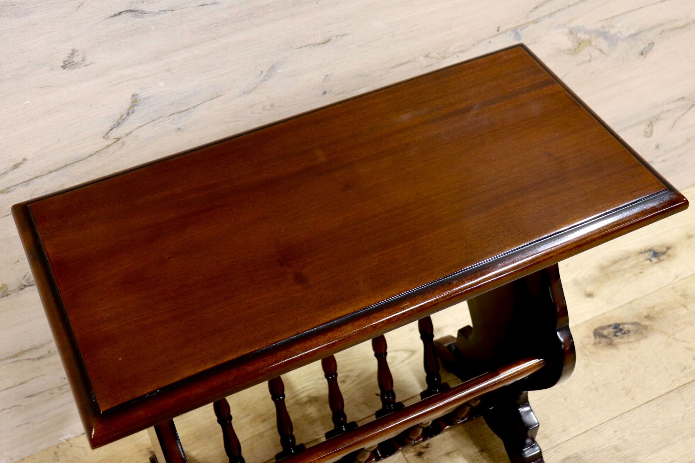 GMIK753I○クラシック マガジンラック サイドテーブル ヴィンテージ アンティーク調 ヨーロピアン 木製