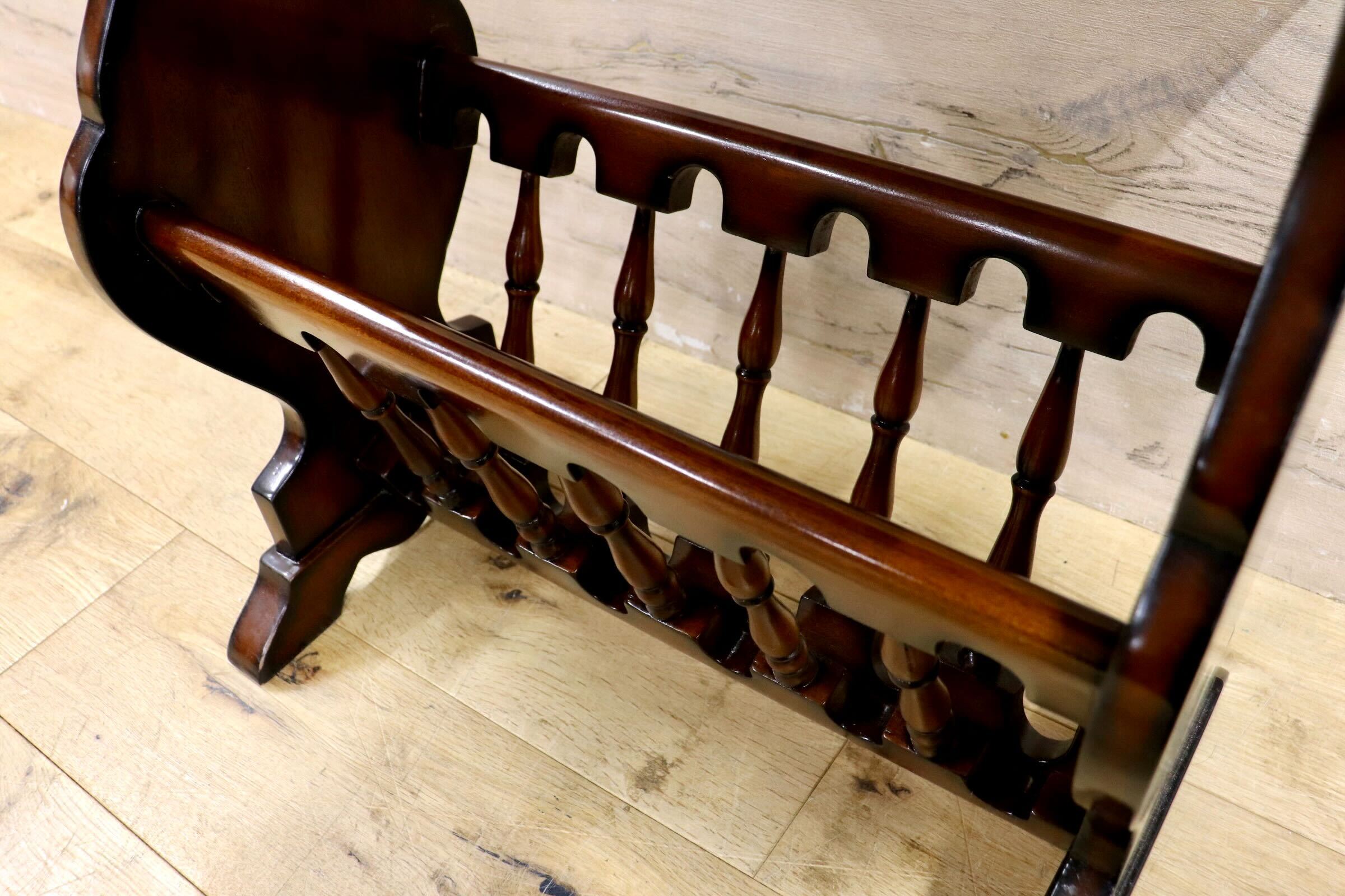 GMIK753I○クラシック マガジンラック サイドテーブル ヴィンテージ アンティーク調 ヨーロピアン 木製