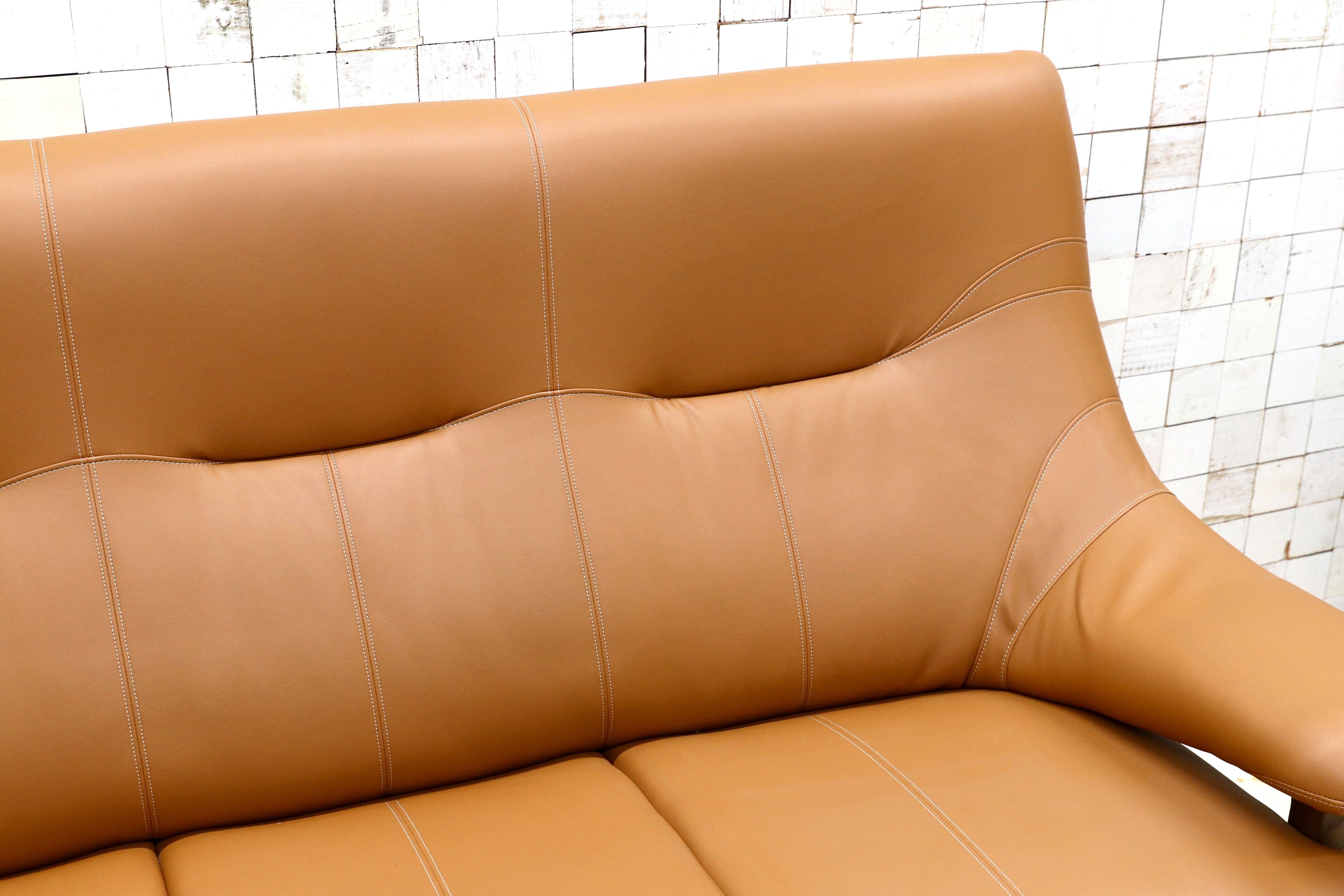 GMFK776○アサヒ木工 / 朝日 VARIE バリエ 3人掛けソファ トリプルソファ ソフトレザー アッシュ材 定価25.7万 展示B品